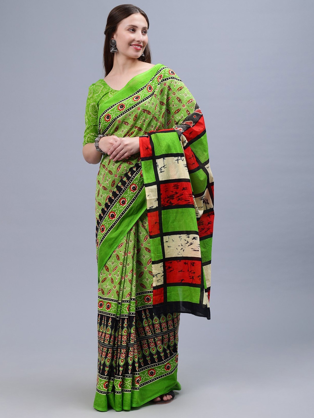 

THE VASILIKI Floral Printed Pure Cotton Saree, Green