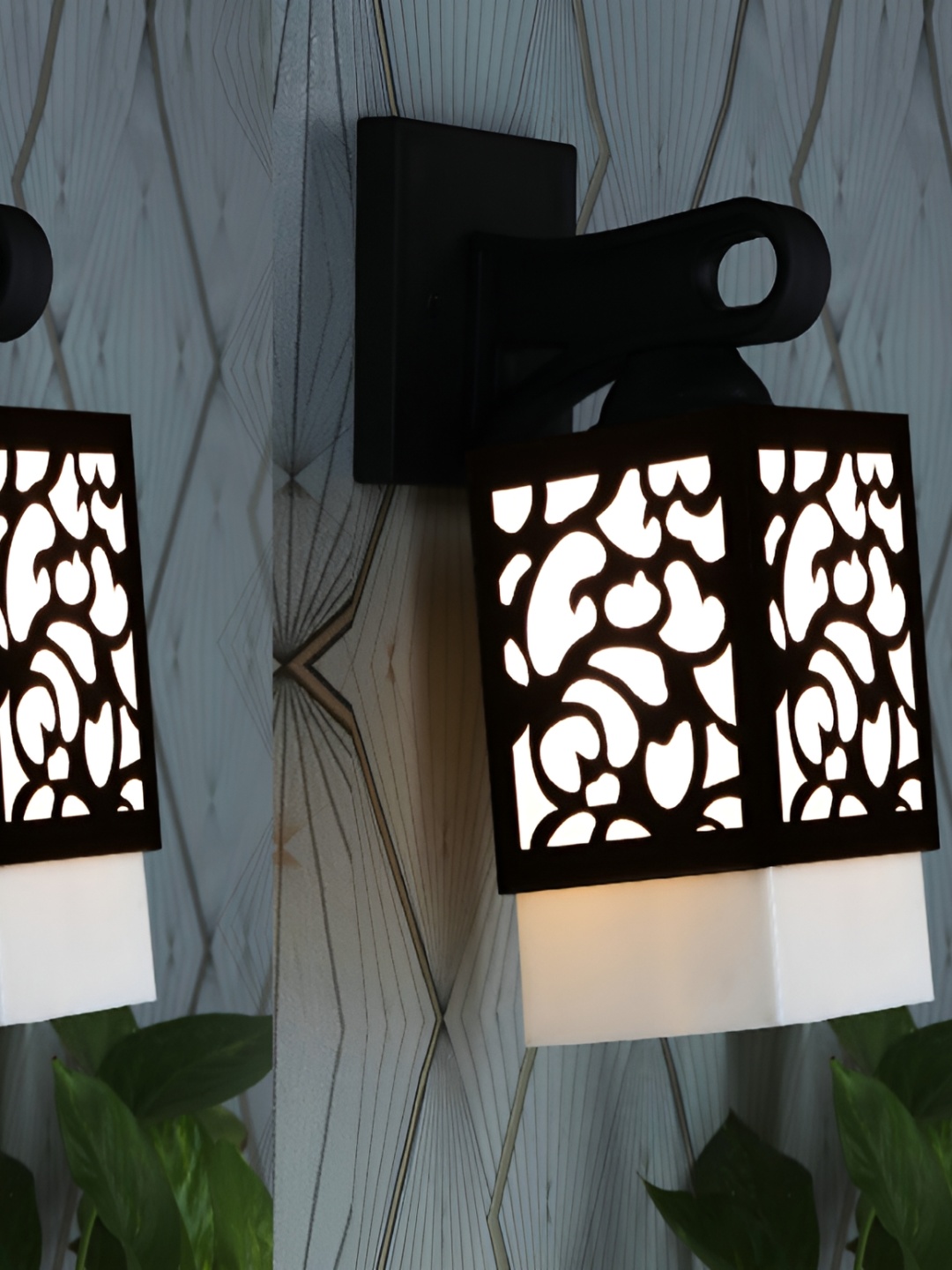 

1ST TIME White Wood Traditional Square Shaped Wall Lamp