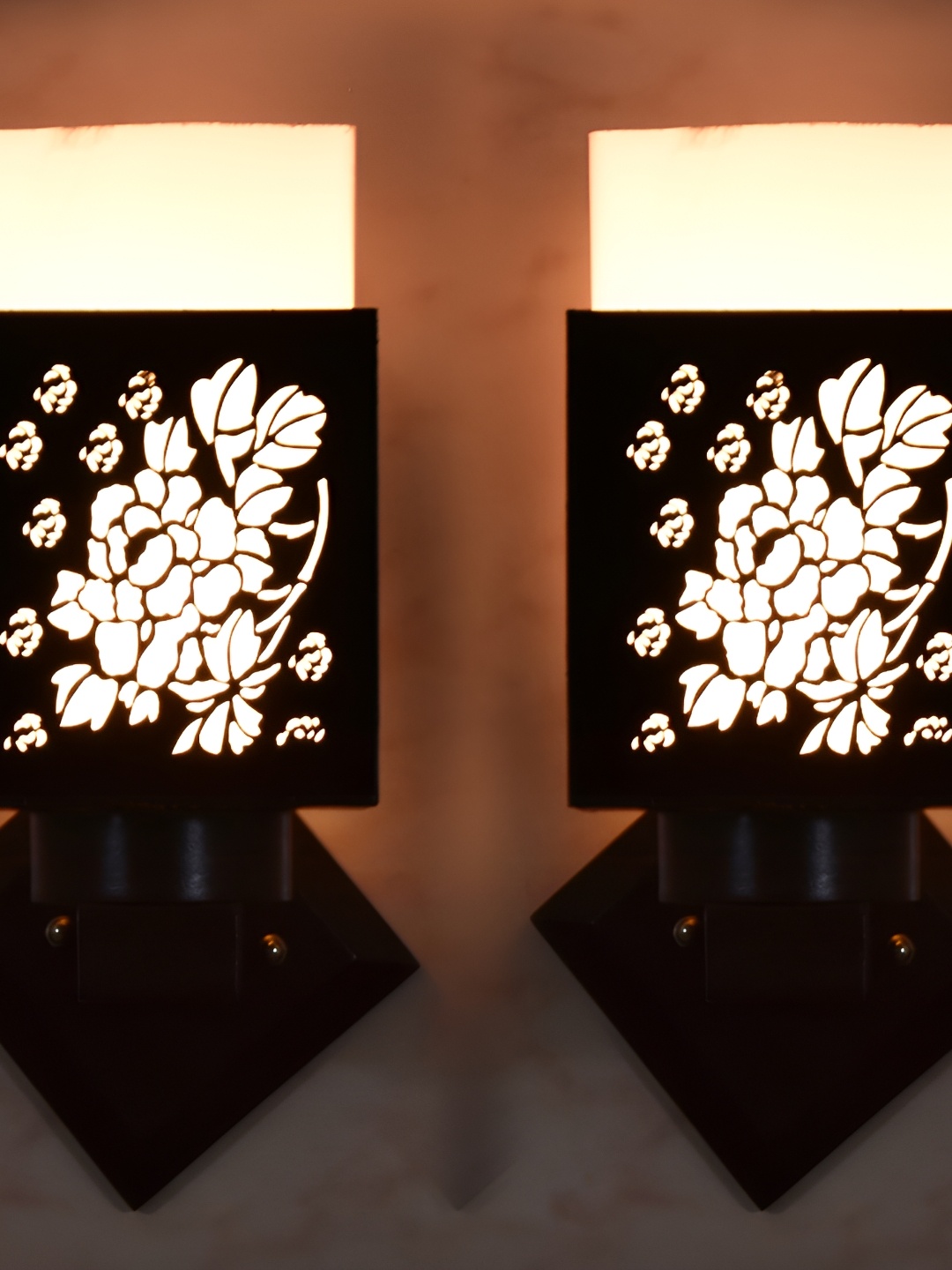 

1ST TIME White Wood Traditional Square Shaped Wall Lamp
