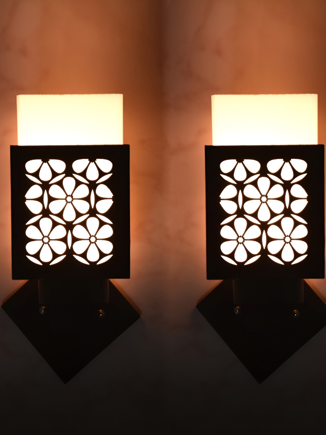 

1ST TIME White & Black 2 Pieces Textured Wooden Contemporary Square Wall Lamps