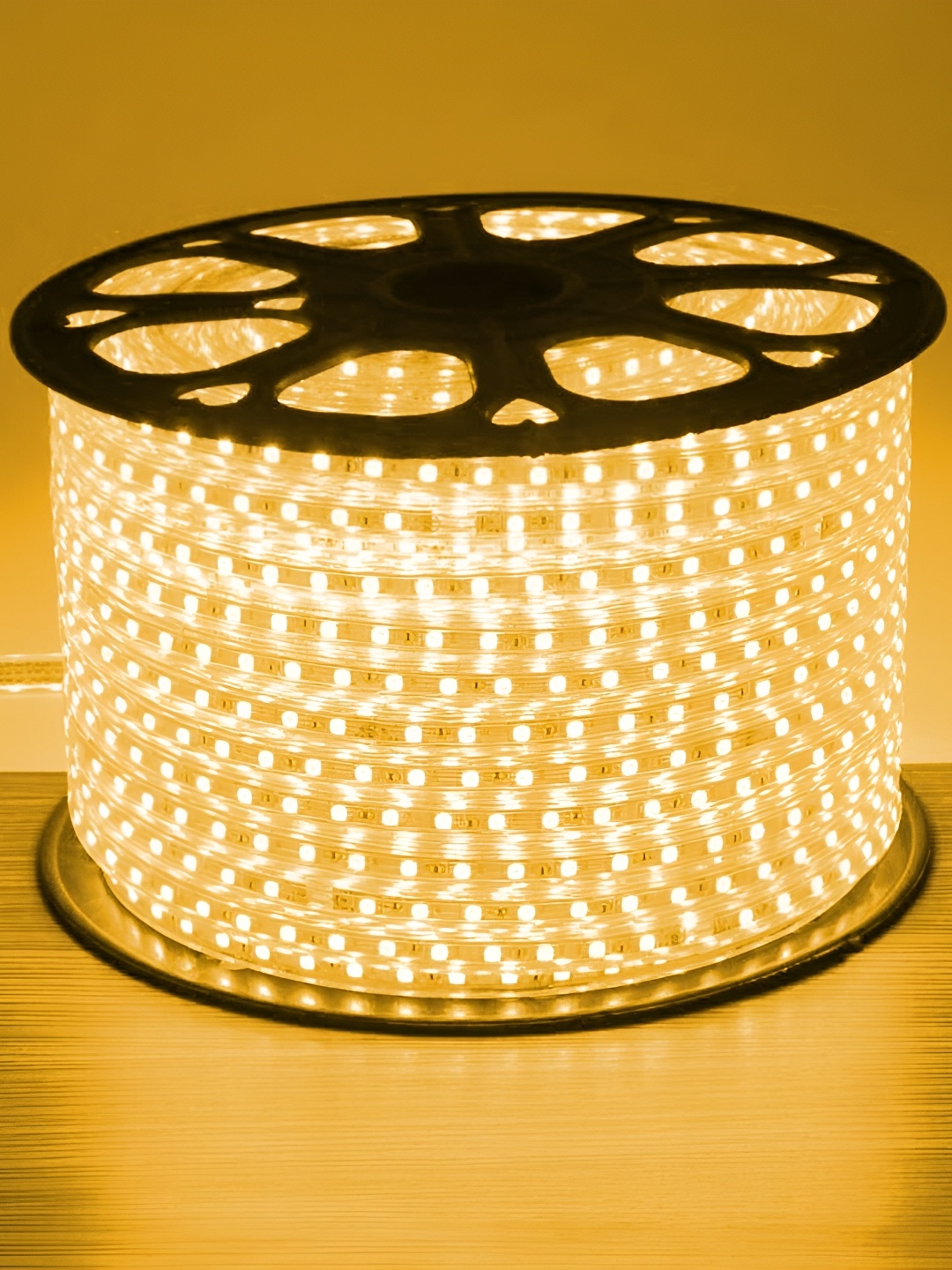 

MLD Yellow LED Rope Strip Light-10M