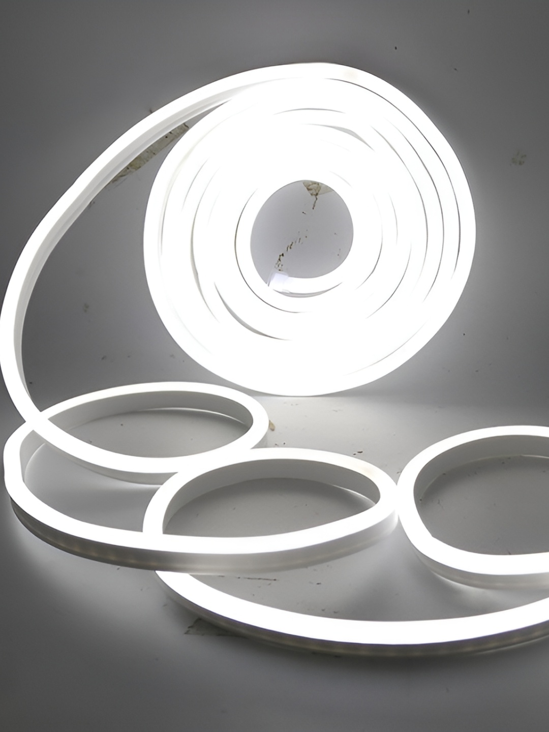 

MLD White LED Waterproof Rope String Light-30m