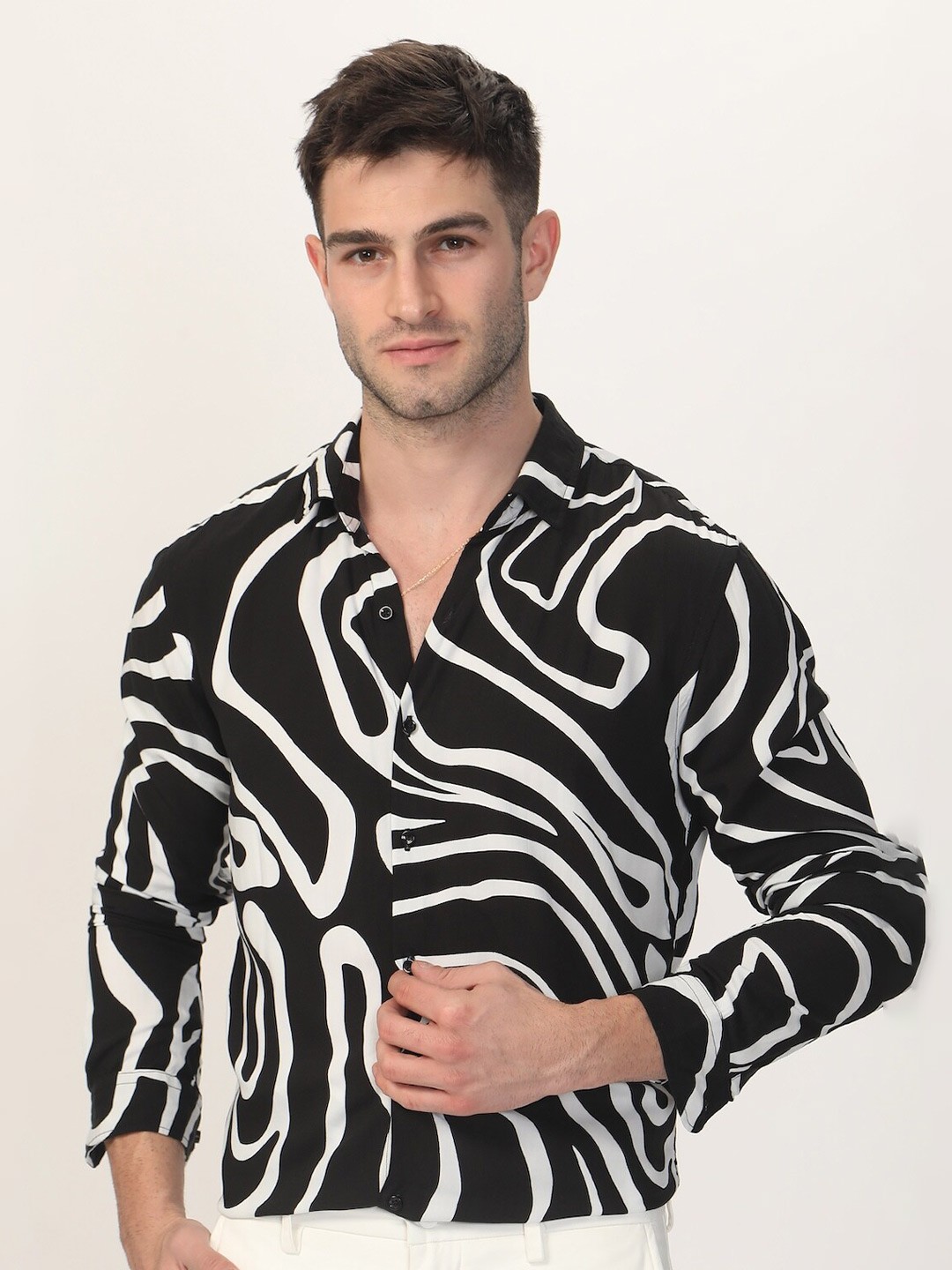 

POE Smart Slim Fit Abstract Printed Casual Shirt, Black