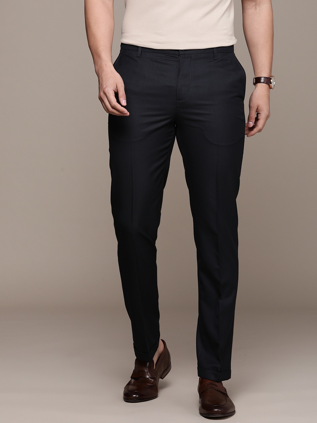 

French Connection Men Textured Slim Fit Smart Casual Trousers, Navy blue