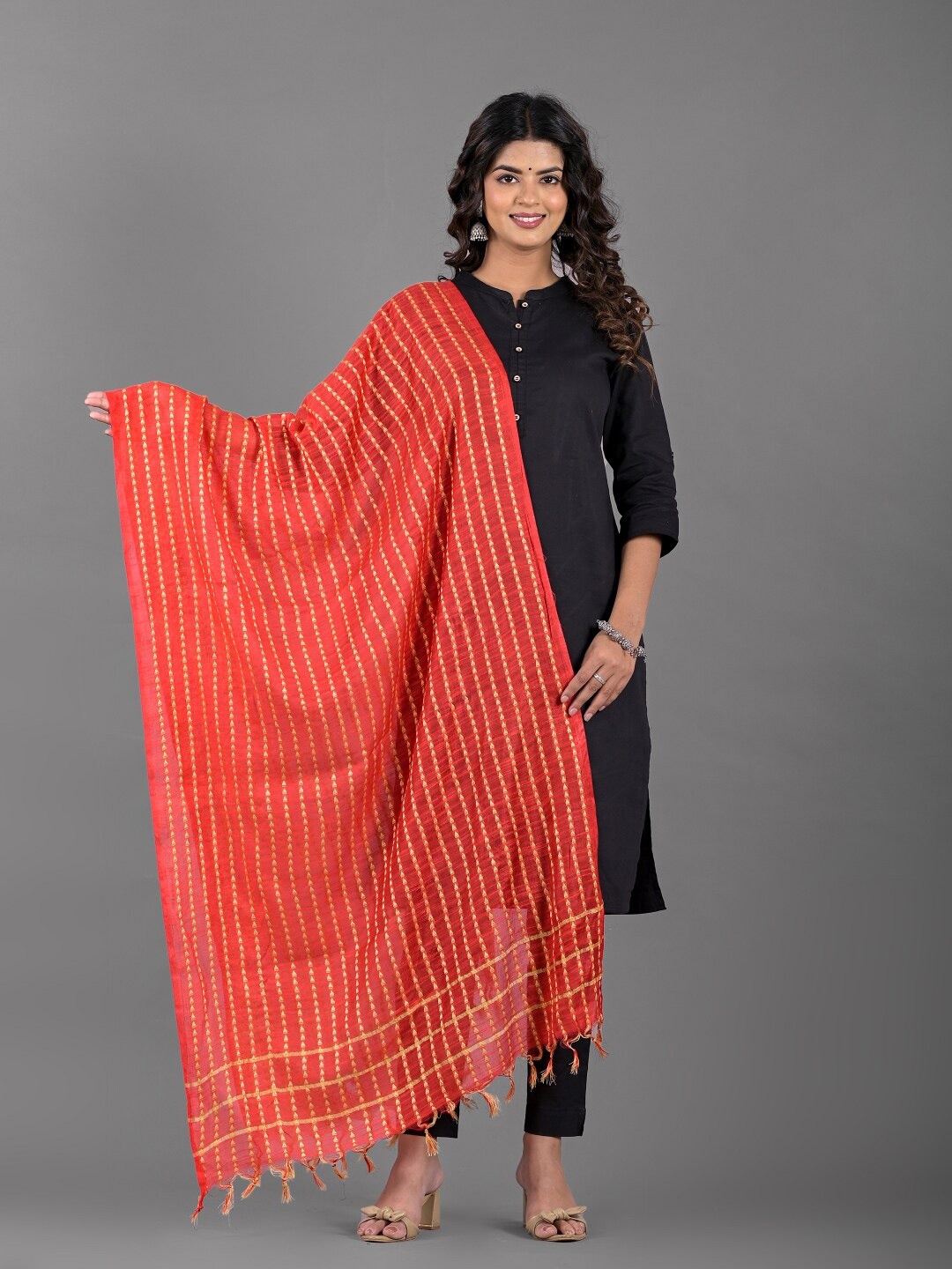 

Apratim Striped Cotton Dupatta, Red