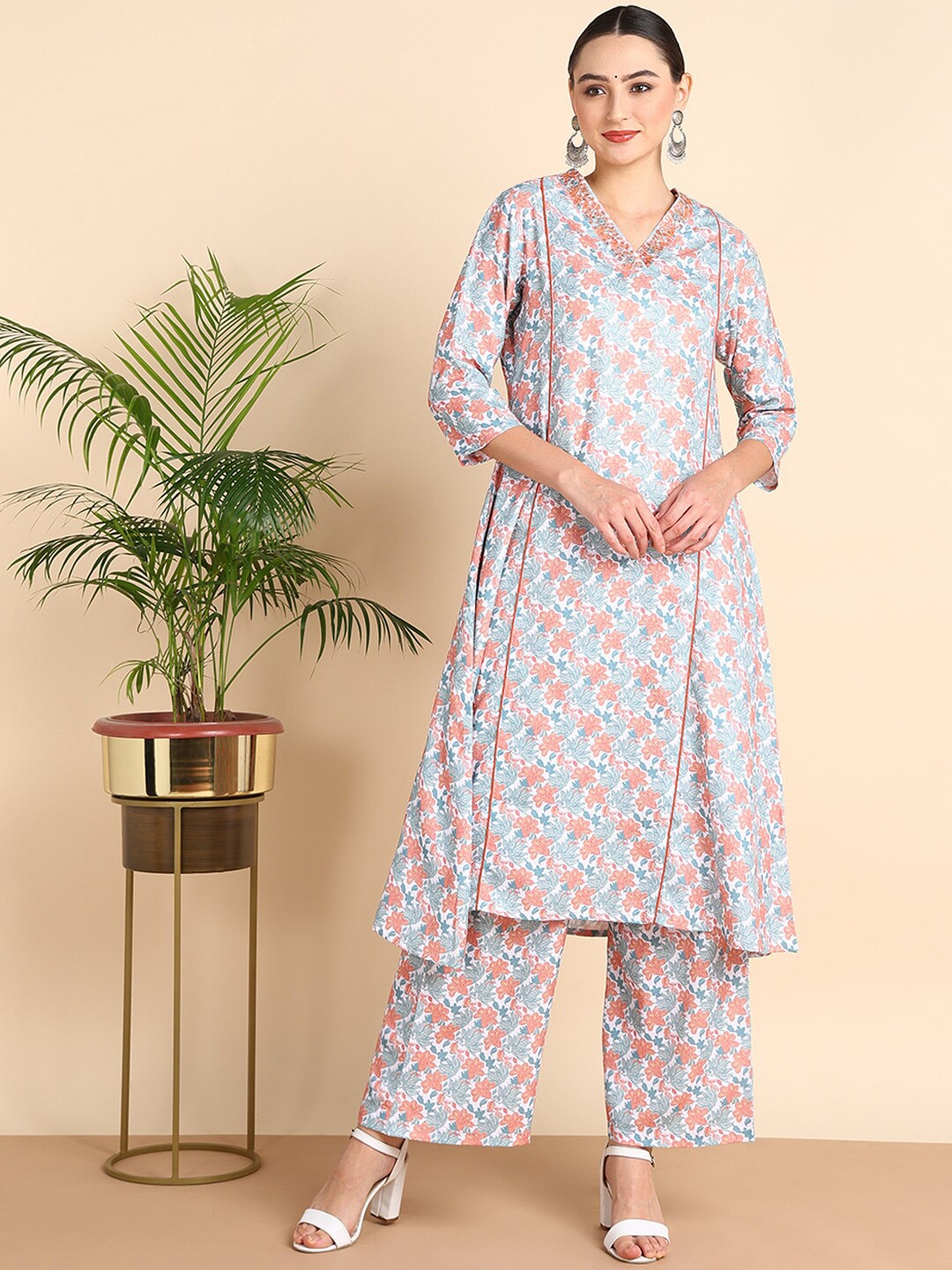 

HERE&NOW Floral Embroidered Regular Kurta With Palazzo, White