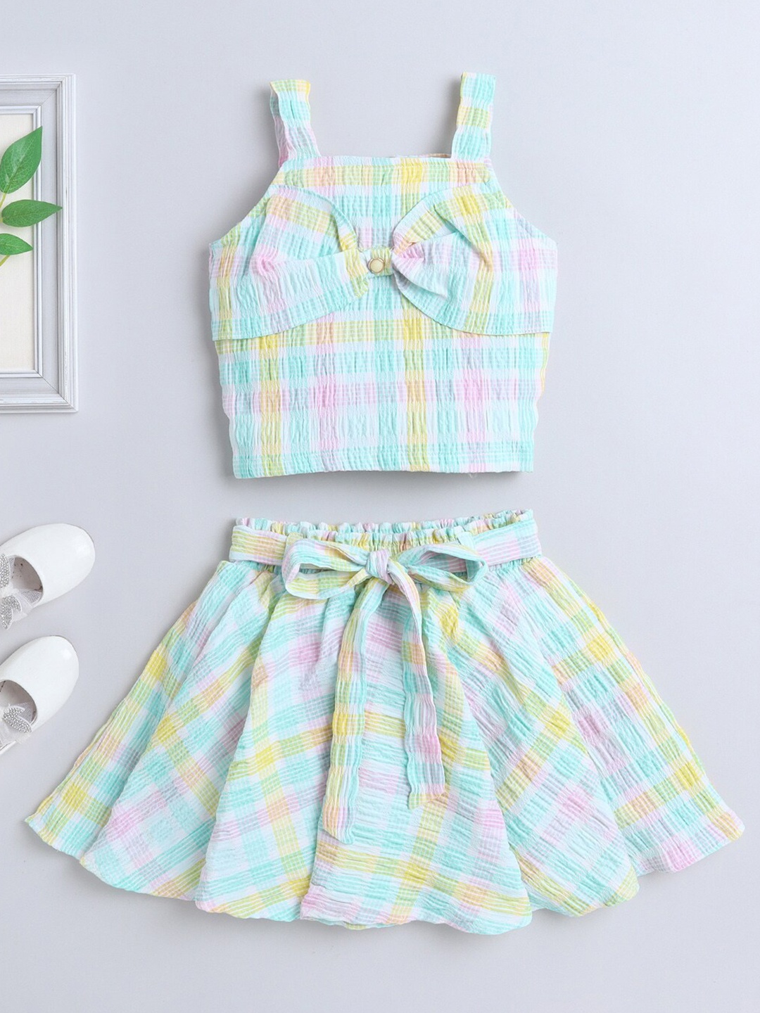 

The Magic Wand Girls Checked Shoulder Straps Top with Skirt, Green