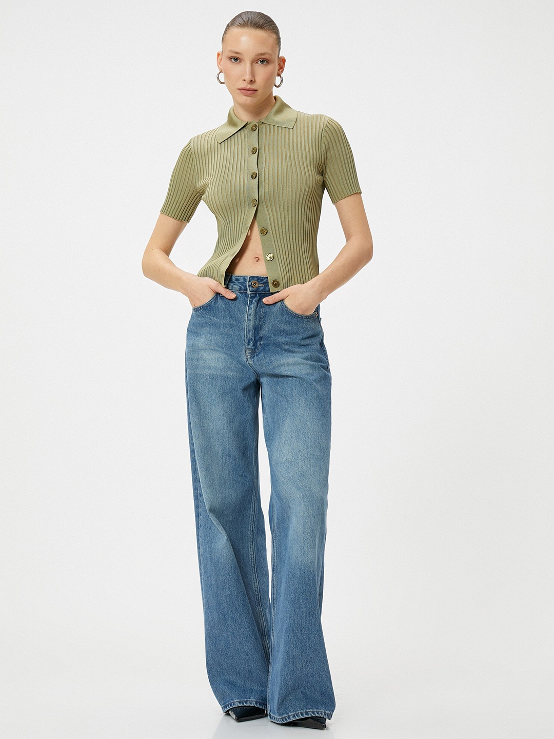 

Koton Short Sleeves Ribbed Crop Cardigan Sweater, Khaki