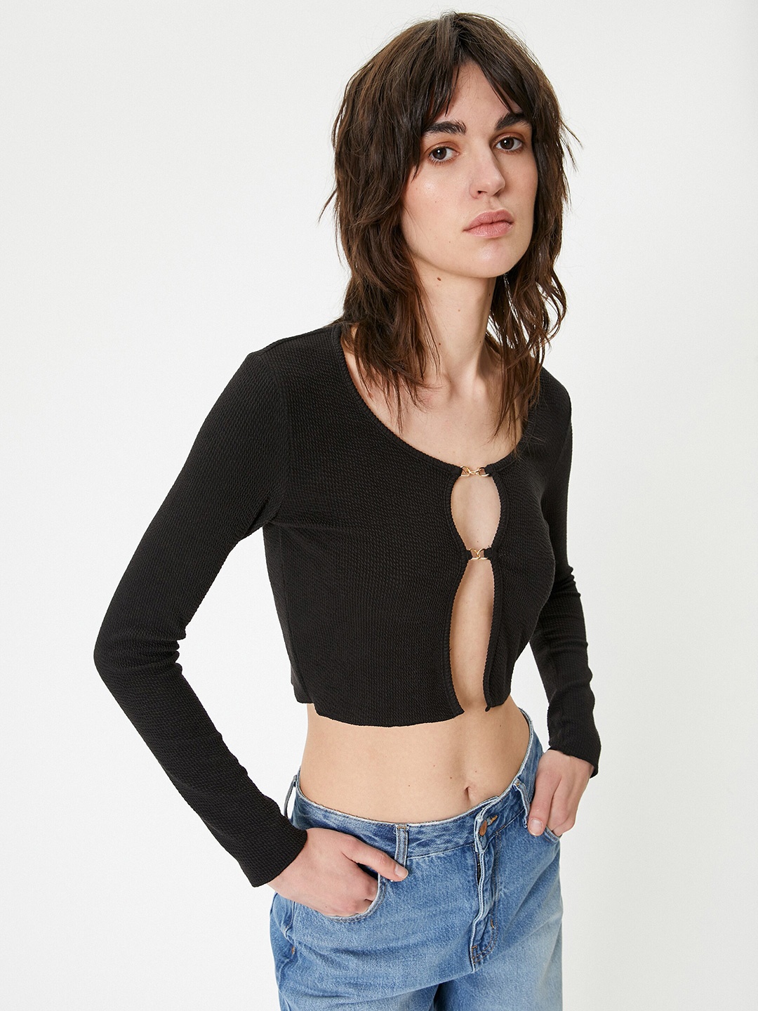 

Koton Round Neck Long Sleeves Crop Top, Black