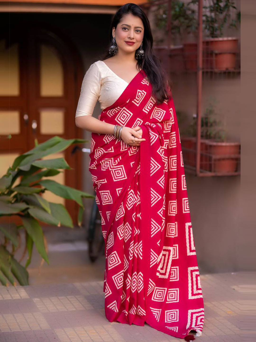 

AWRIYA Batik Silk Cotton Block Print Saree, Pink