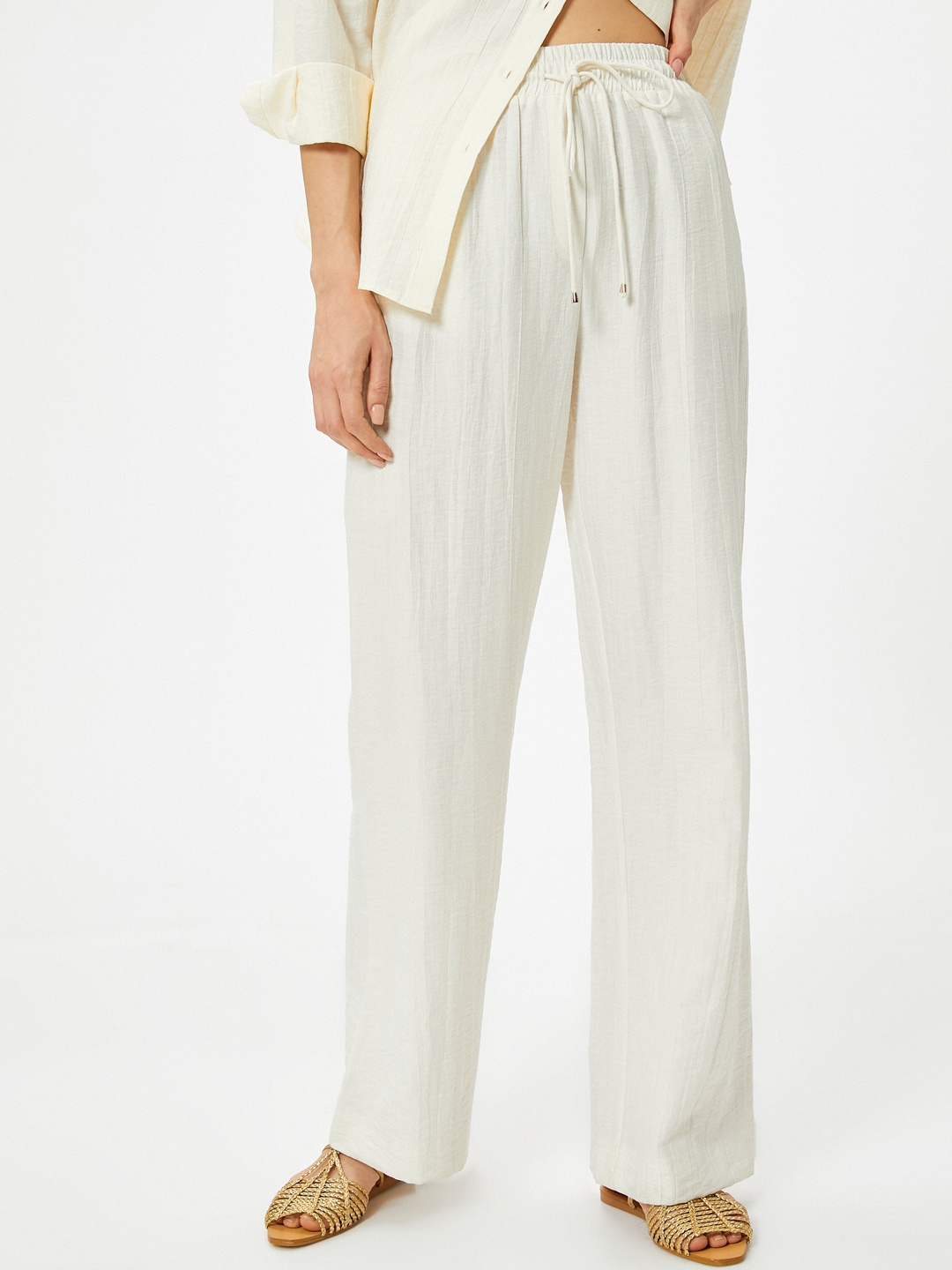 

Koton Women Straight Fit Trousers, Beige