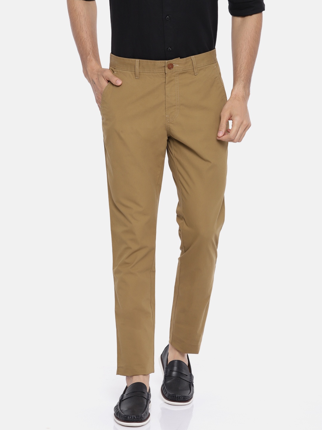 

Van Heusen Sport Men Khaki Tapered Fit Solid Chinos