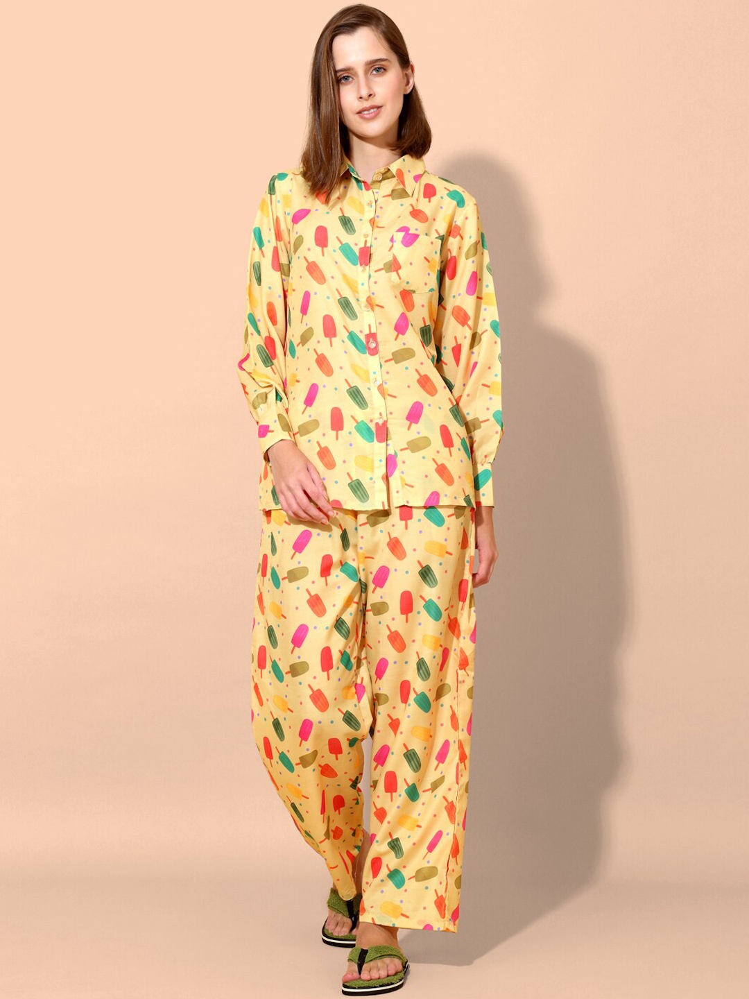 

She N She Conversational Printed Night Suit, Cream