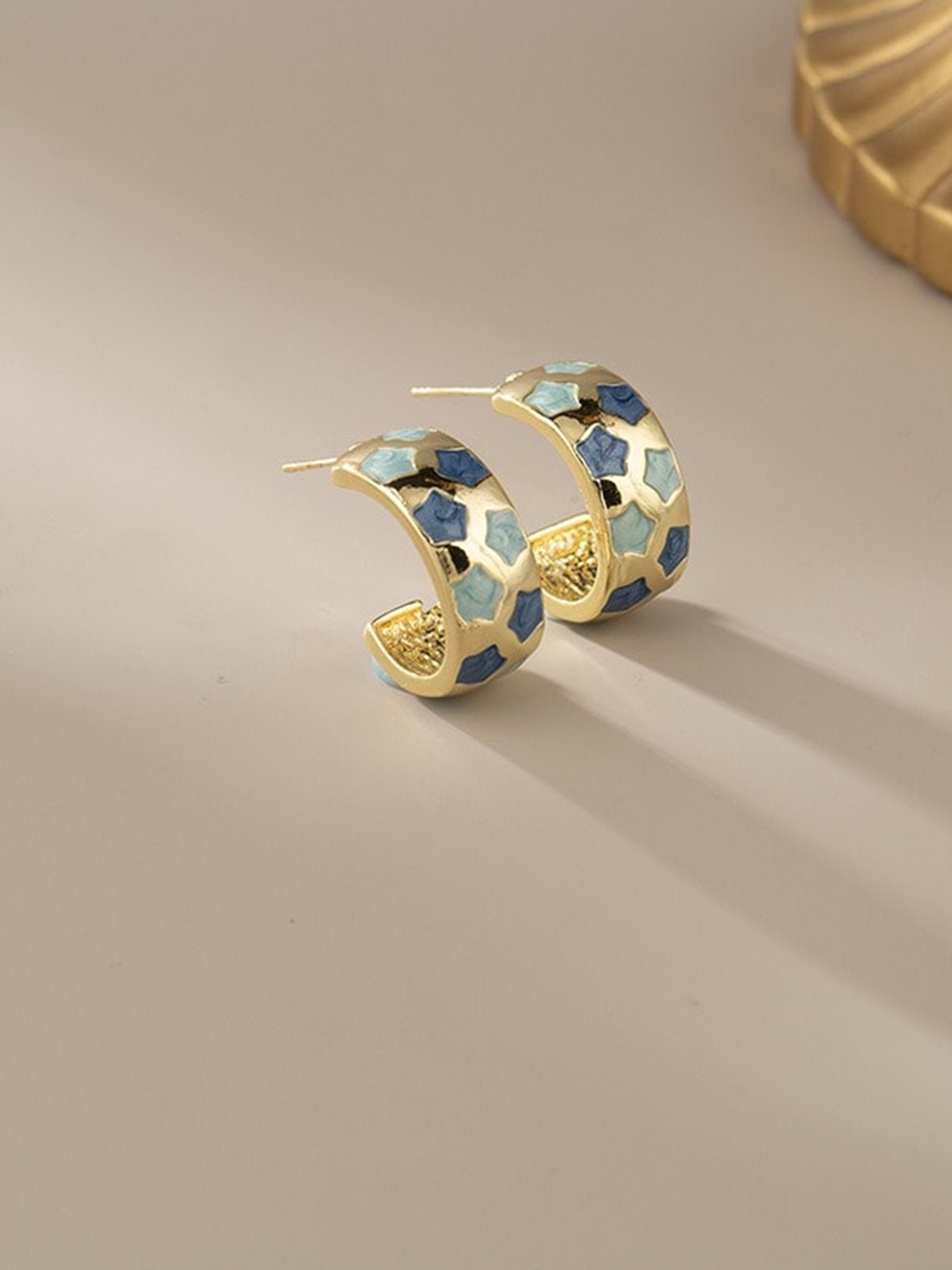 

MYKI Gold-Plated Contemporary Half Hoop Earrings