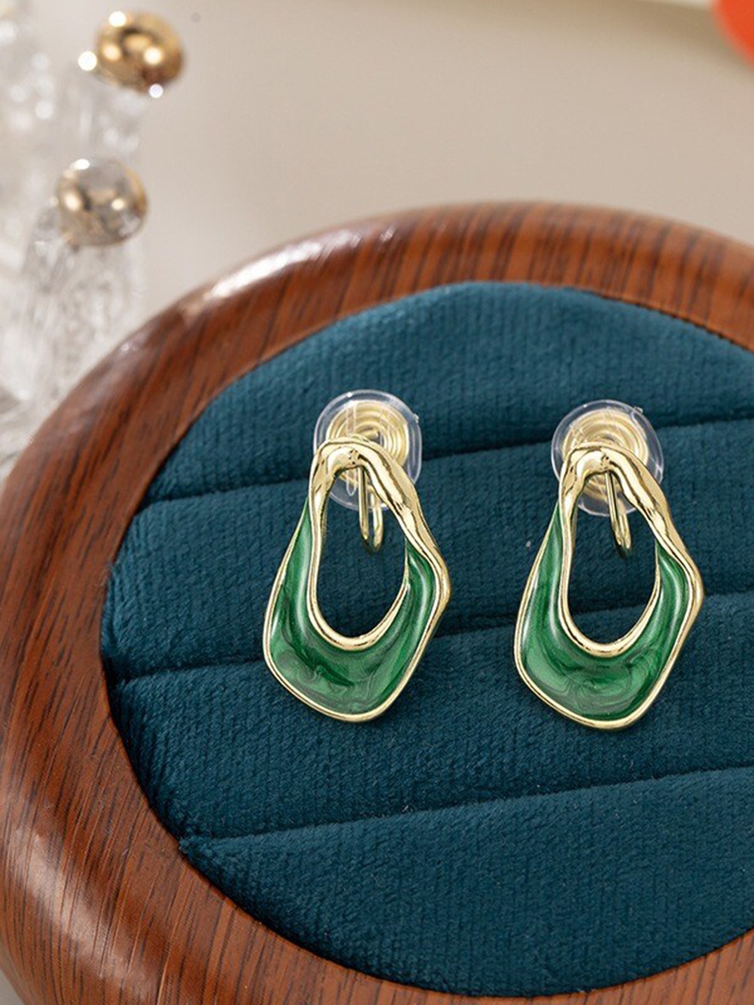 

MYKI Gold-Plated Contemporary Drop Earrings