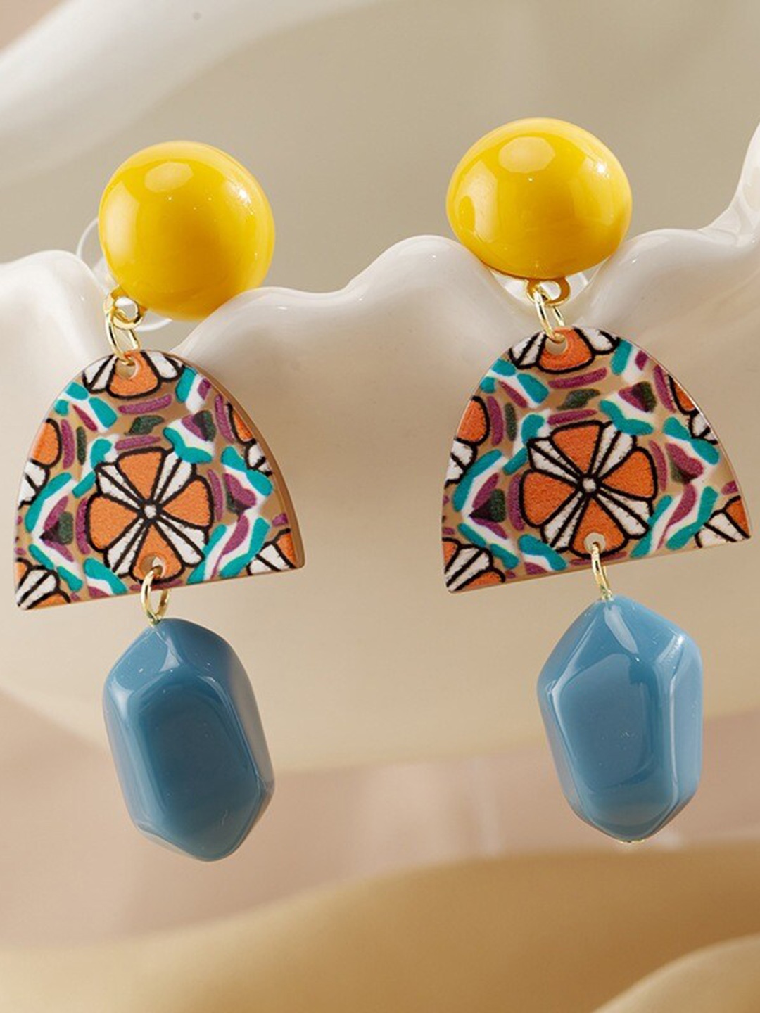 

MYKI Gold-Plated Contemporary Drop Earrings