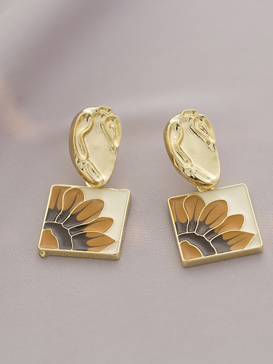 

MYKI Gold-Plated Contemporary Drop Earrings, Off white