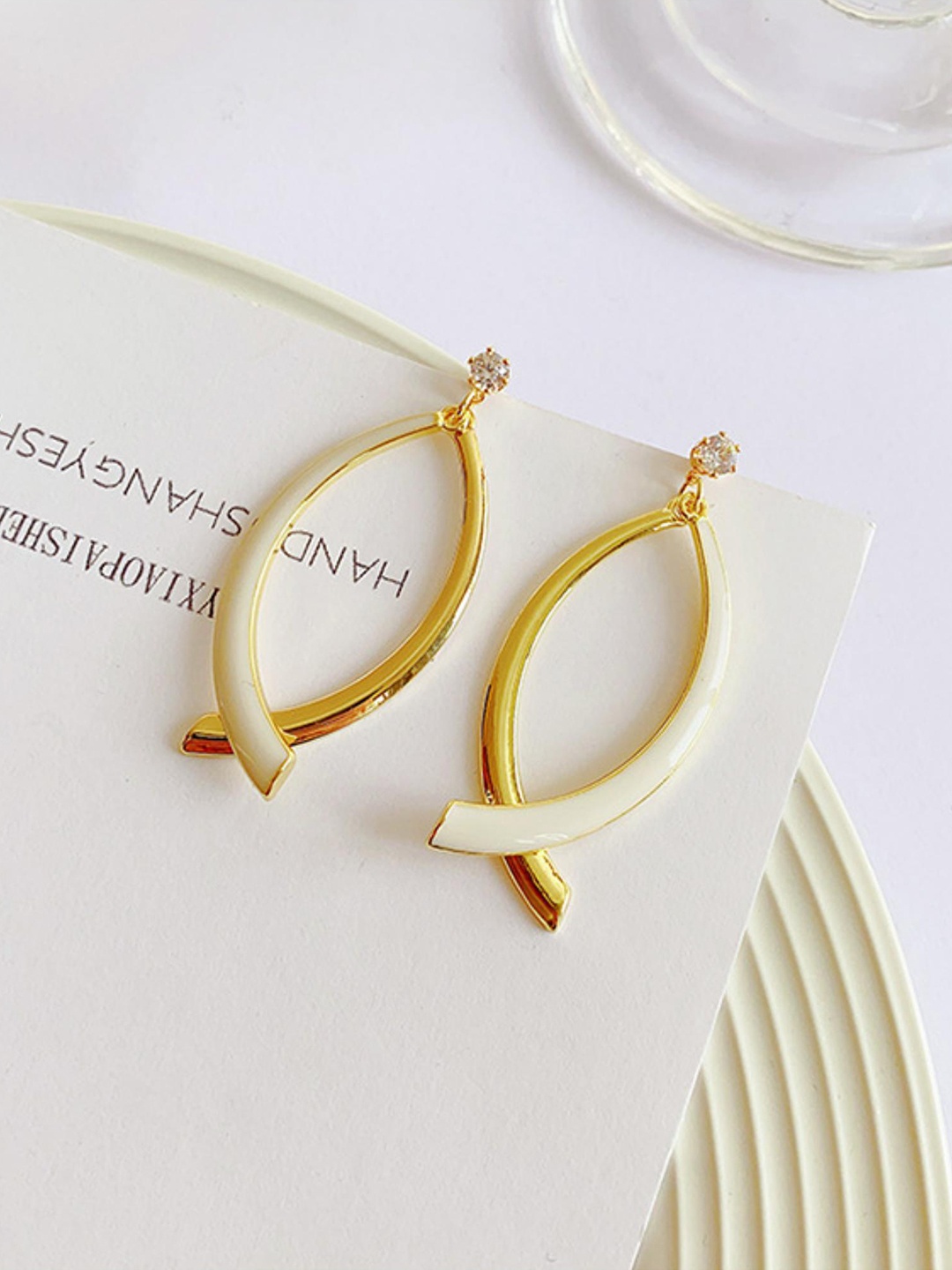 

MYKI Gold-Plated Contemporary Hoop Earrings, White