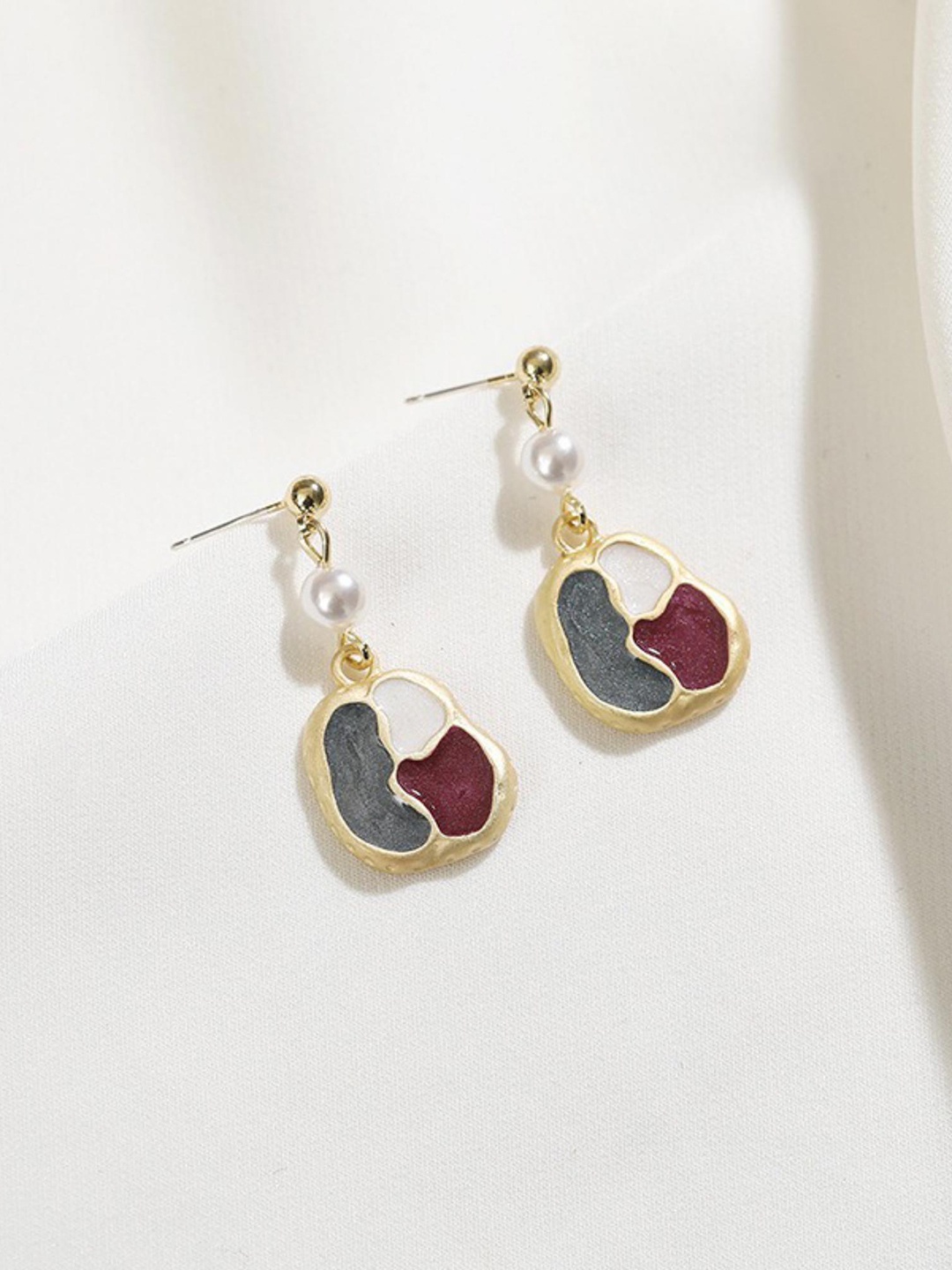 

MYKI Gold-Plated Contemporary Drop Earrings