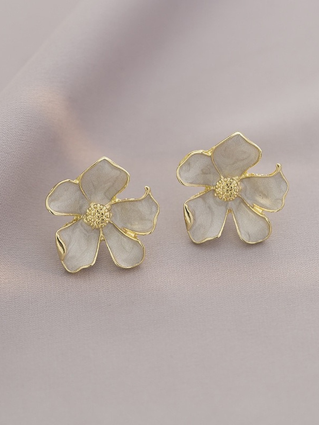 

MYKI Gold-Plated Floral Studs Earrings