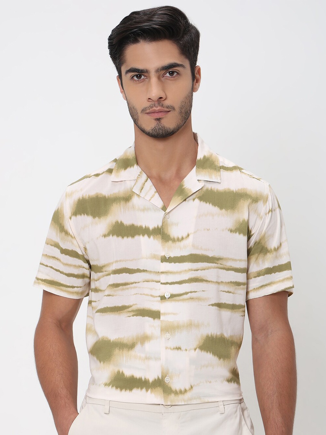 

Mufti Slim Fit Abstract Printed Casual Shirt, Beige