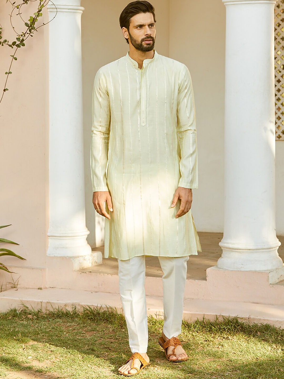 

See Designs Mandarin Collar Long Sleeves Sequined Straight Kurta with Pyjama, Off white
