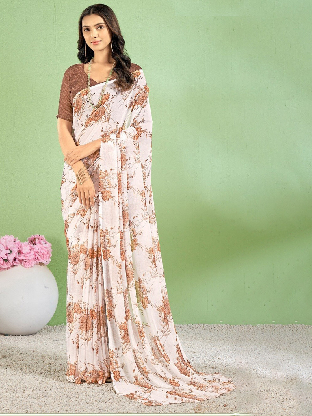 

Reboot Fashions Floral Pure Chiffon Maheshwari Saree, Off white