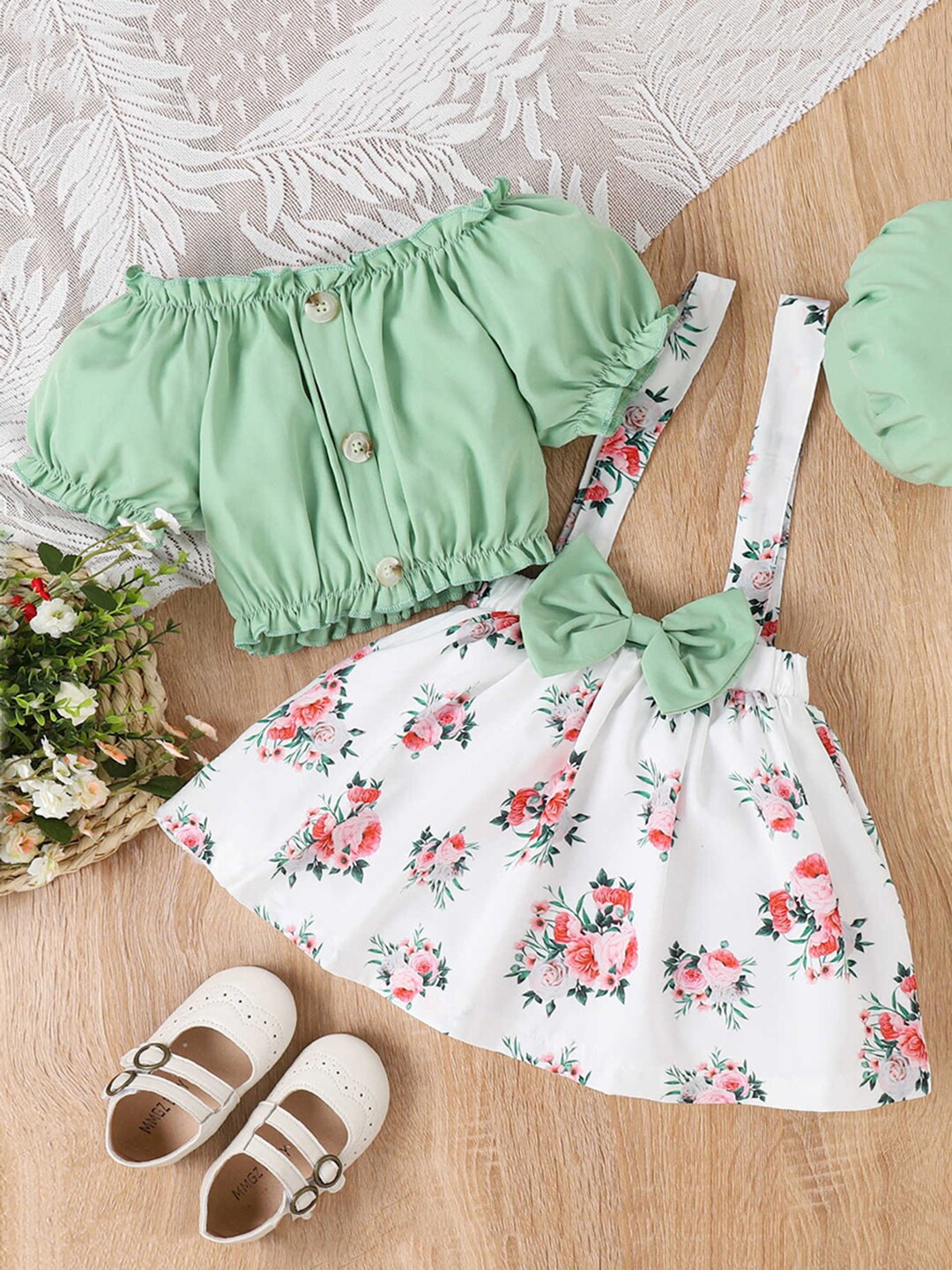 

INCLUD Girls Floral Printed Puff Sleeves Pinafore Top with Skirt, Green