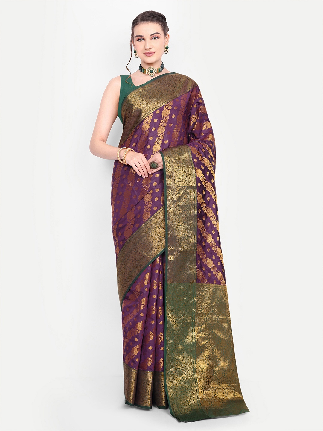 

AKSH FASHION Woven Design Zari Banarasi Saree, Magenta