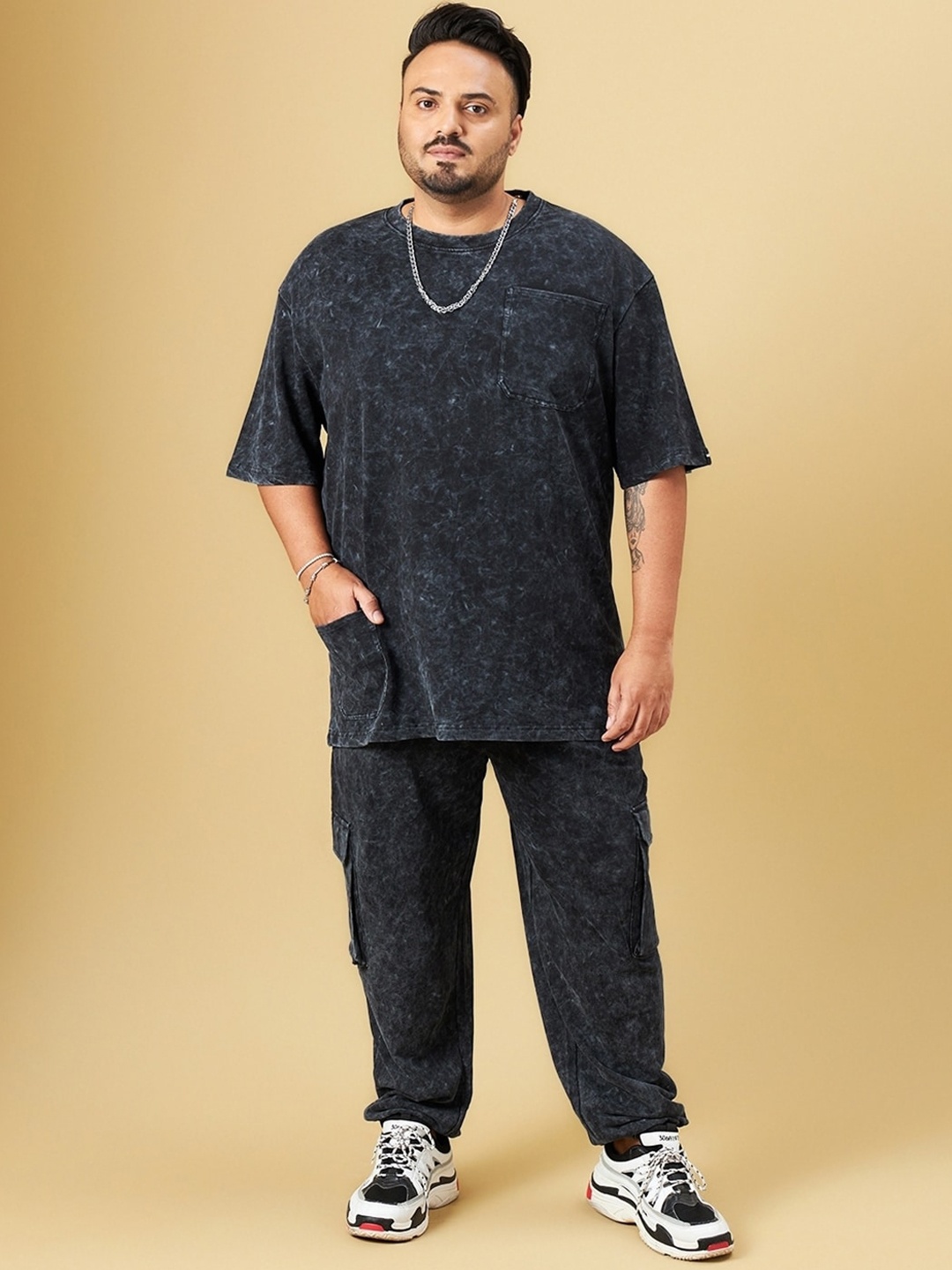 Bewakoof Heavy Duty Plus Size Acid Wash T-Shirt With Jogger, Black