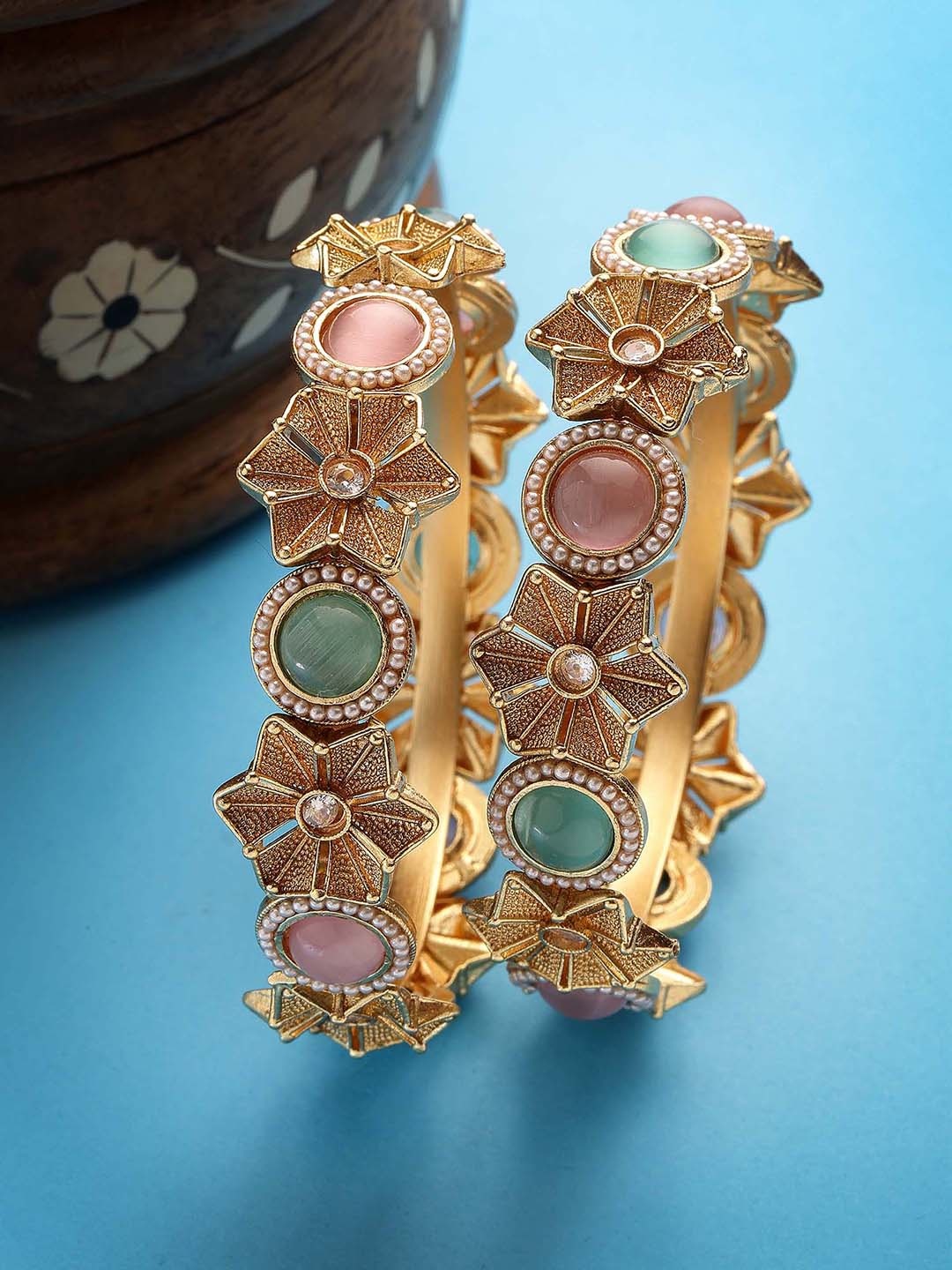 

KARATCART Set Of 2 Gold Plated Stone Studded Bangles