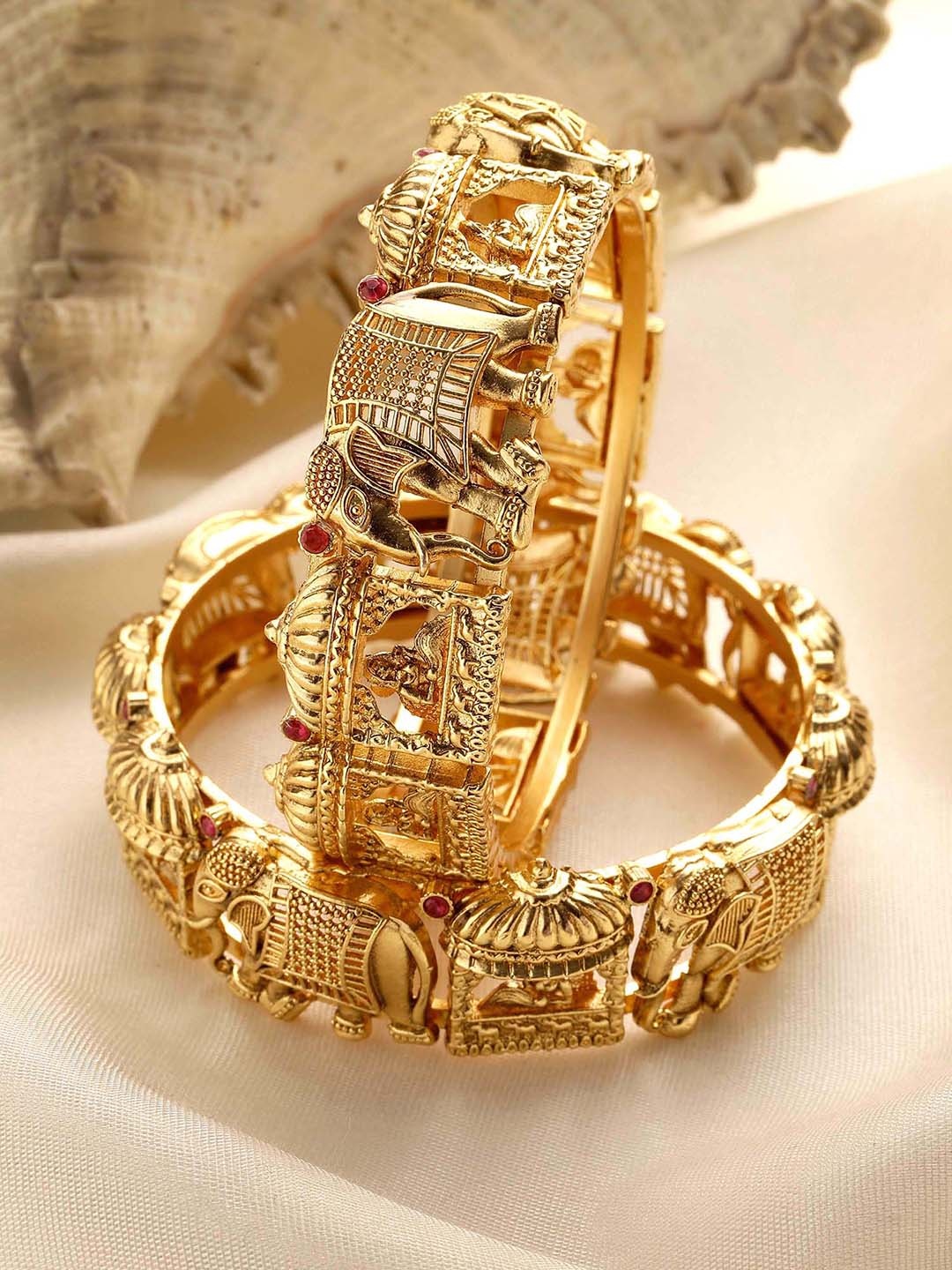 

KARATCART Set Of 2 Gold-Plated Kundan Studded Bangles