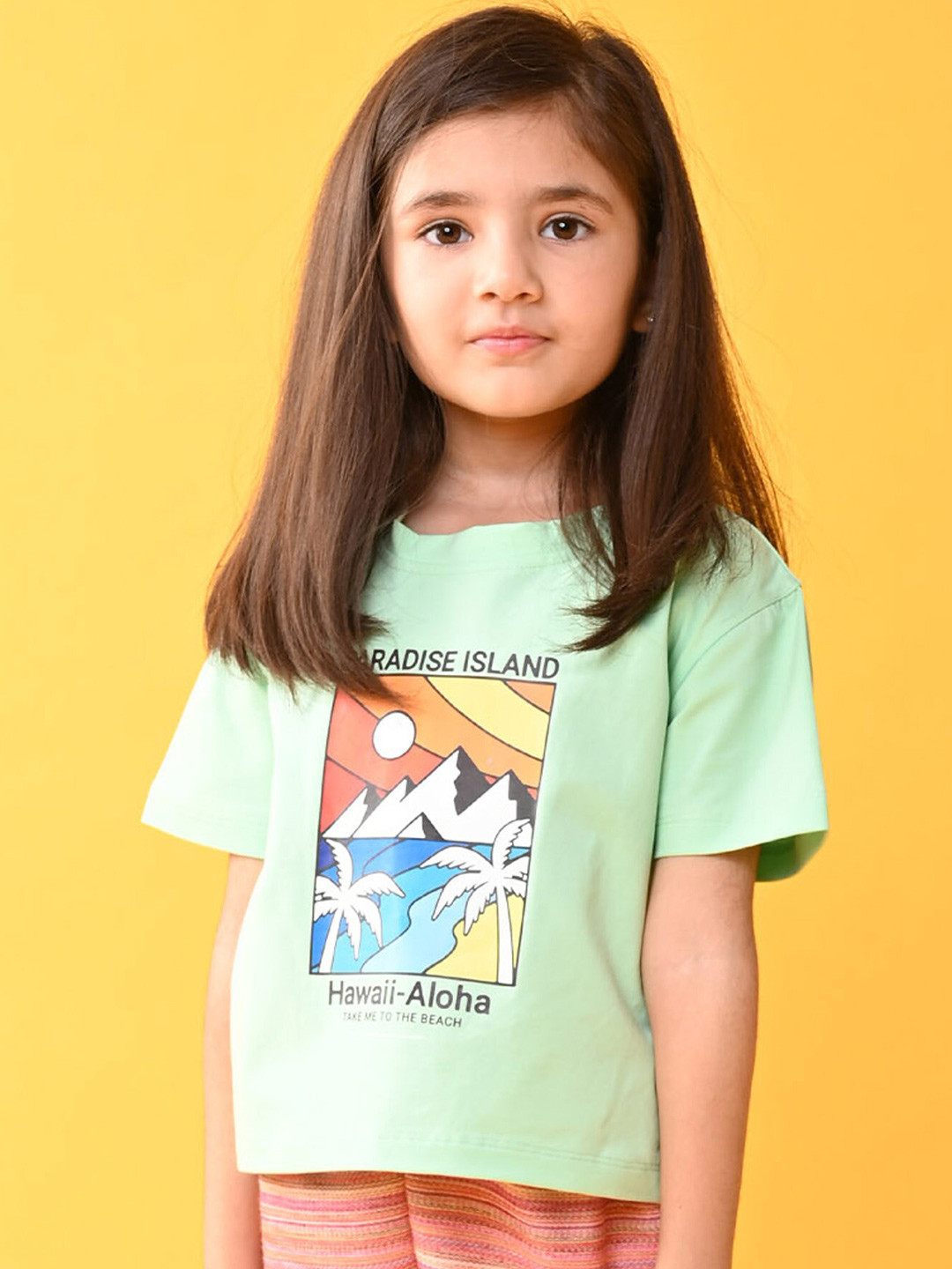 

Anthrilo Girls Tropical Printed Drop Shoulder Sleeves Pure Cotton T-shirt, Green
