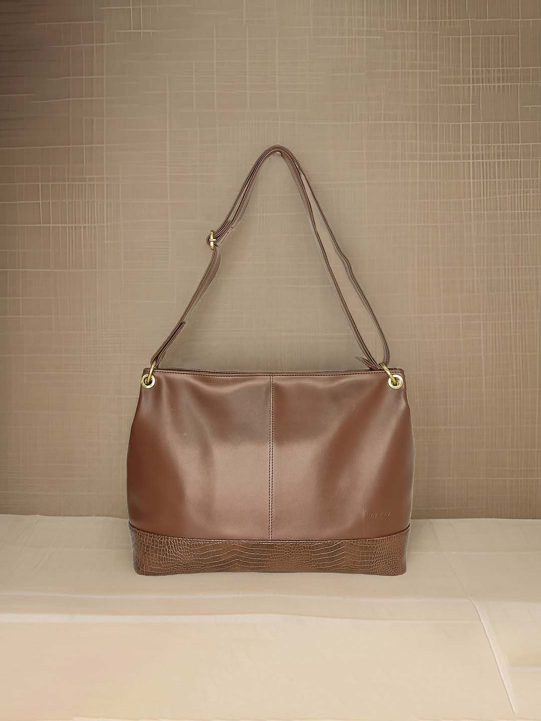 

IMARS Structured Handheld Bag, Brown