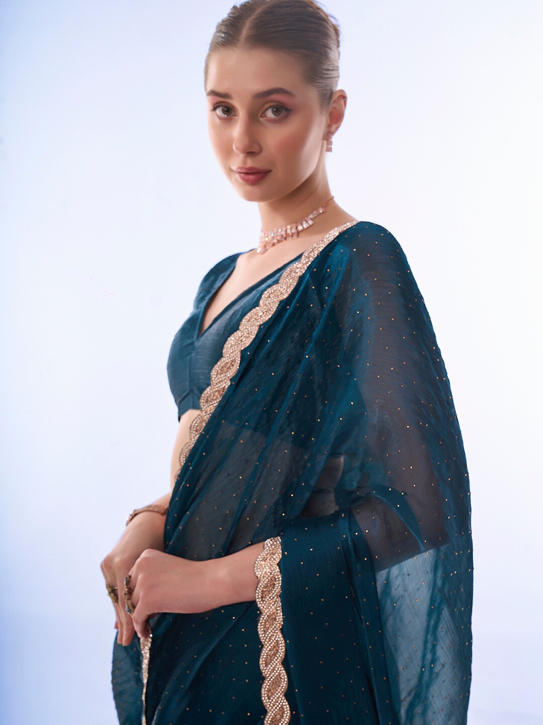 

Mitera Embellished Beads and Stones Pure Chiffon Saree, Teal