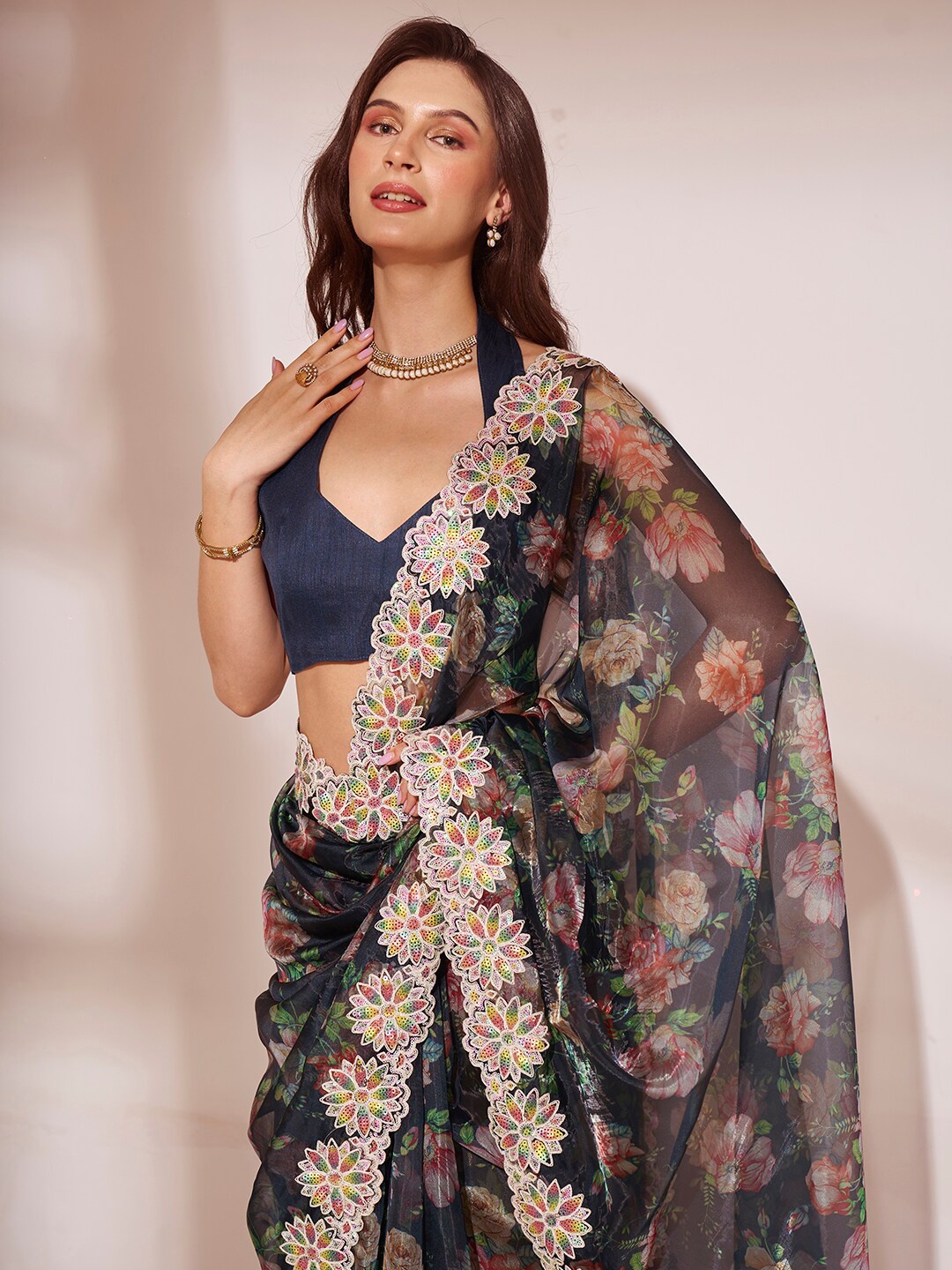 

Mitera Floral Sequinned Organza Saree, Green