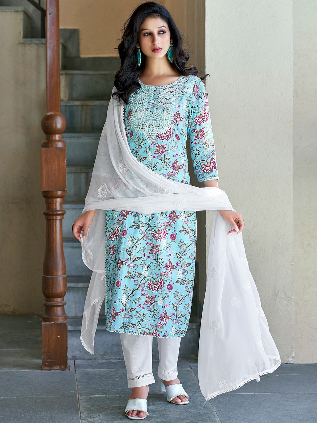 

KALINI Women Floral Embroidered Regular Thread Work Kurta with Trousers & With Dupatta, Turquoise blue