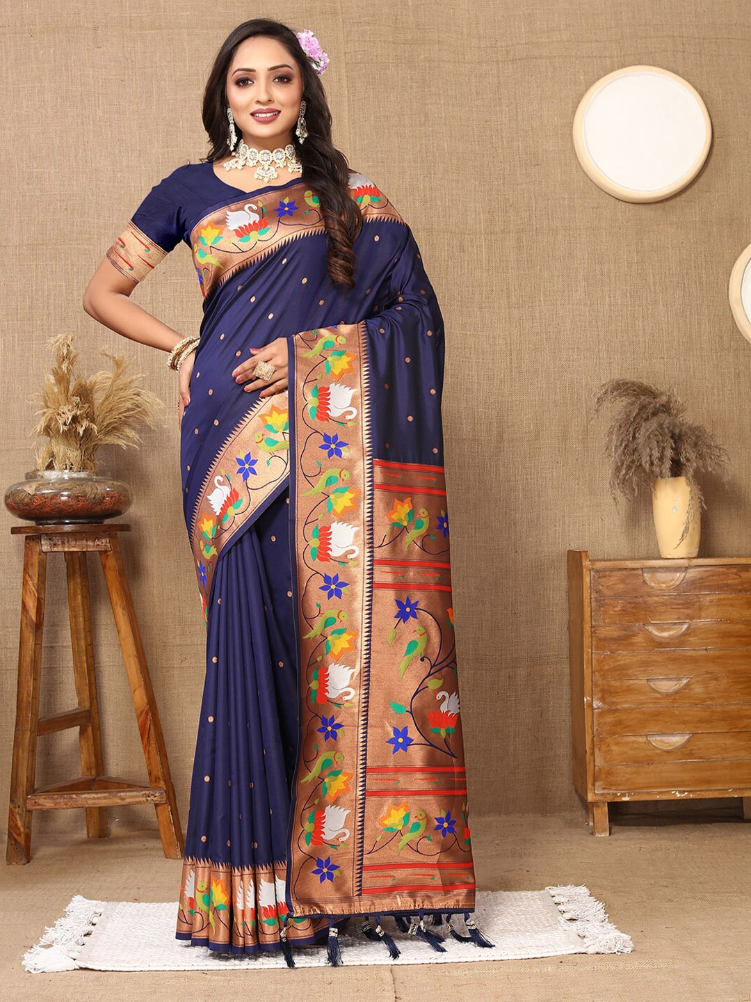 

Lookslady Floral Woven Design Zari Art Silk Paithani Saree, Navy blue