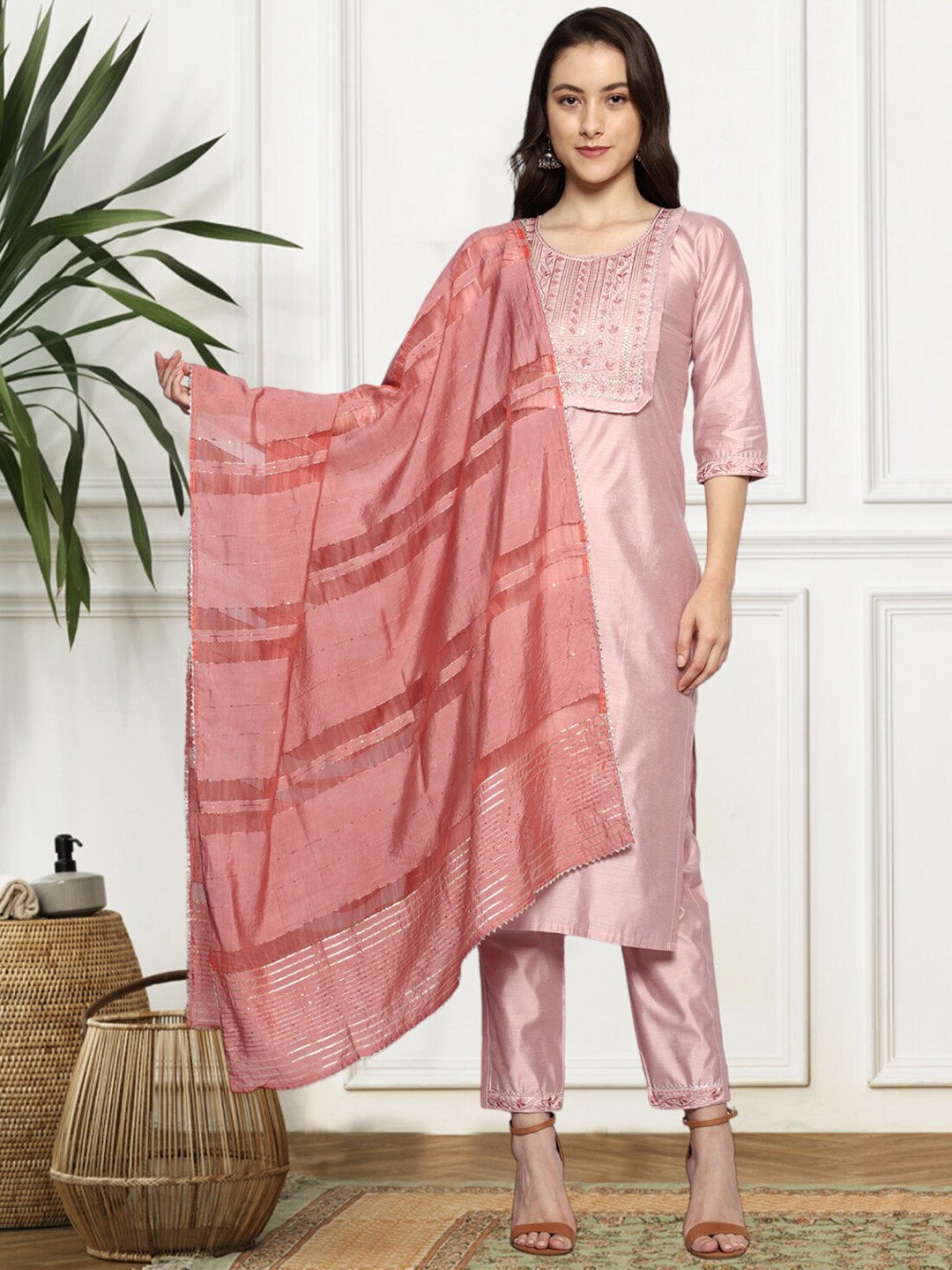 

KALINI Women Floral Embroidered Regular Thread Work Kurta with Trousers & With Dupatta, Pink