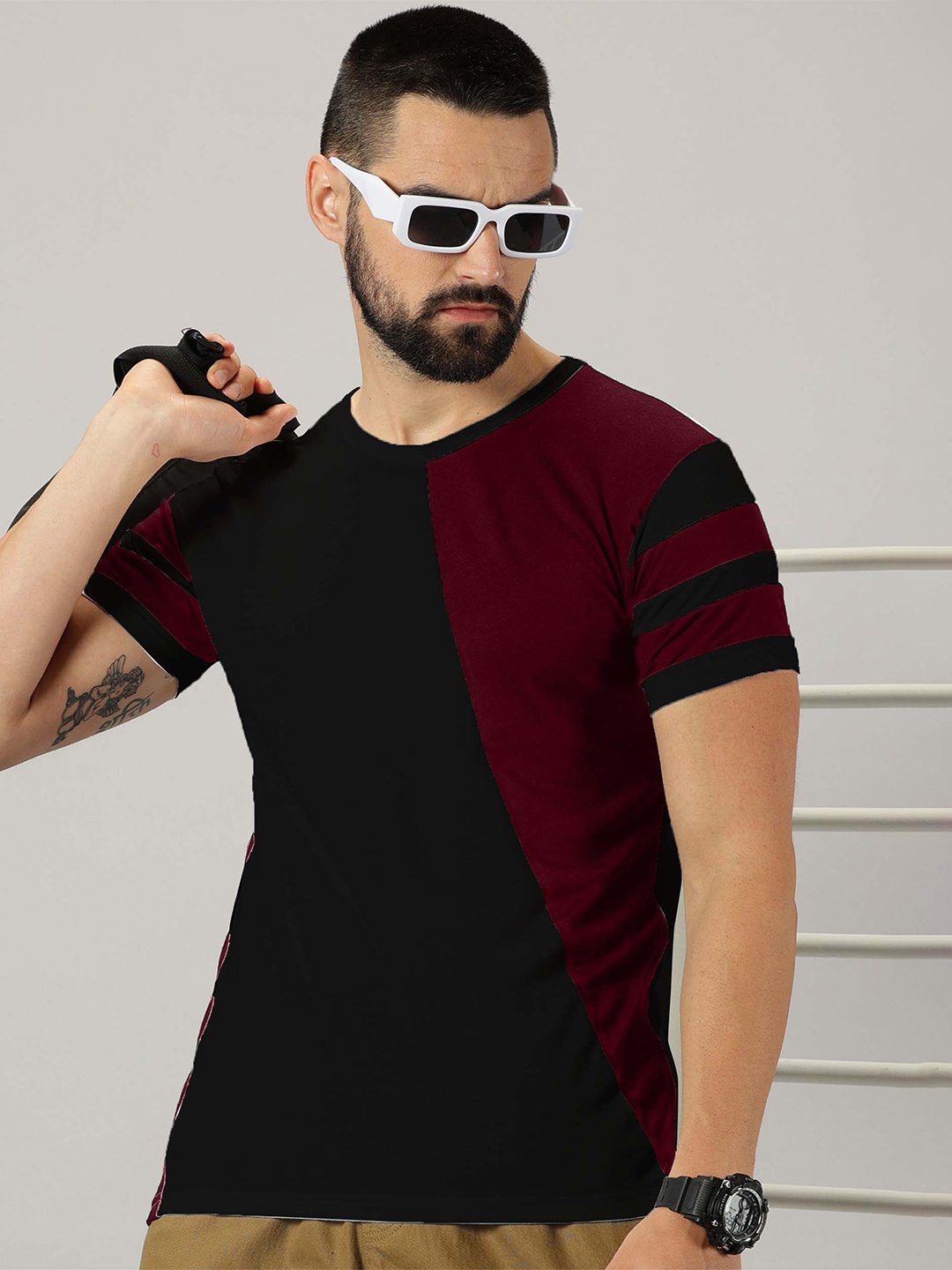 

AUSK Colourblocked Round Neck Short Sleeves Regular T-shirt, Maroon