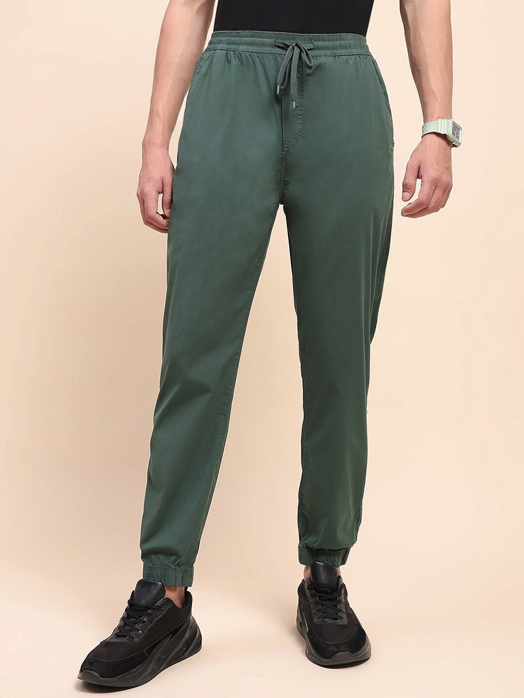 

CAMLA Men Mid-Rise Joggers, Green