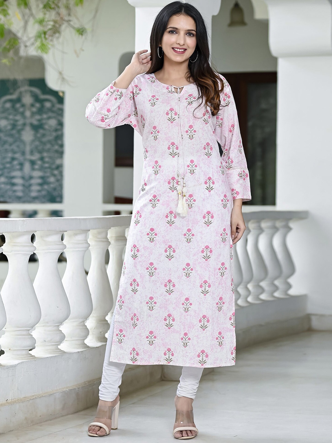 

Peachmode Floral Printed Pure Cotton Straight Kurta, Pink