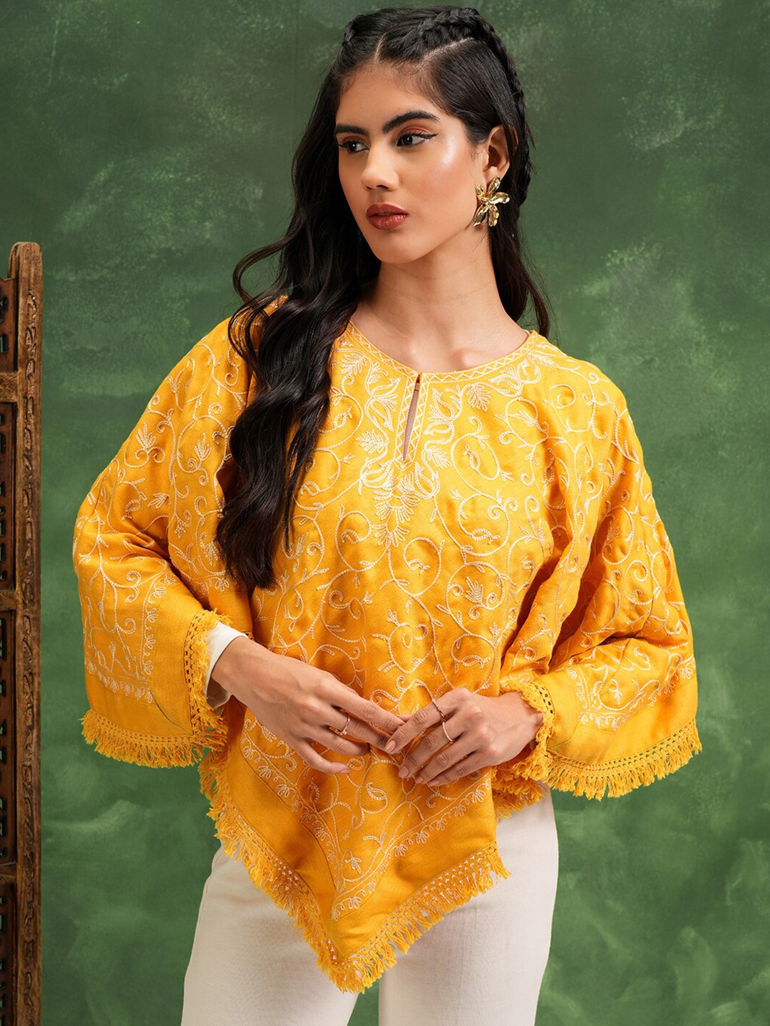 

Vishudh Floral Embroidered Kaftan Top, Yellow