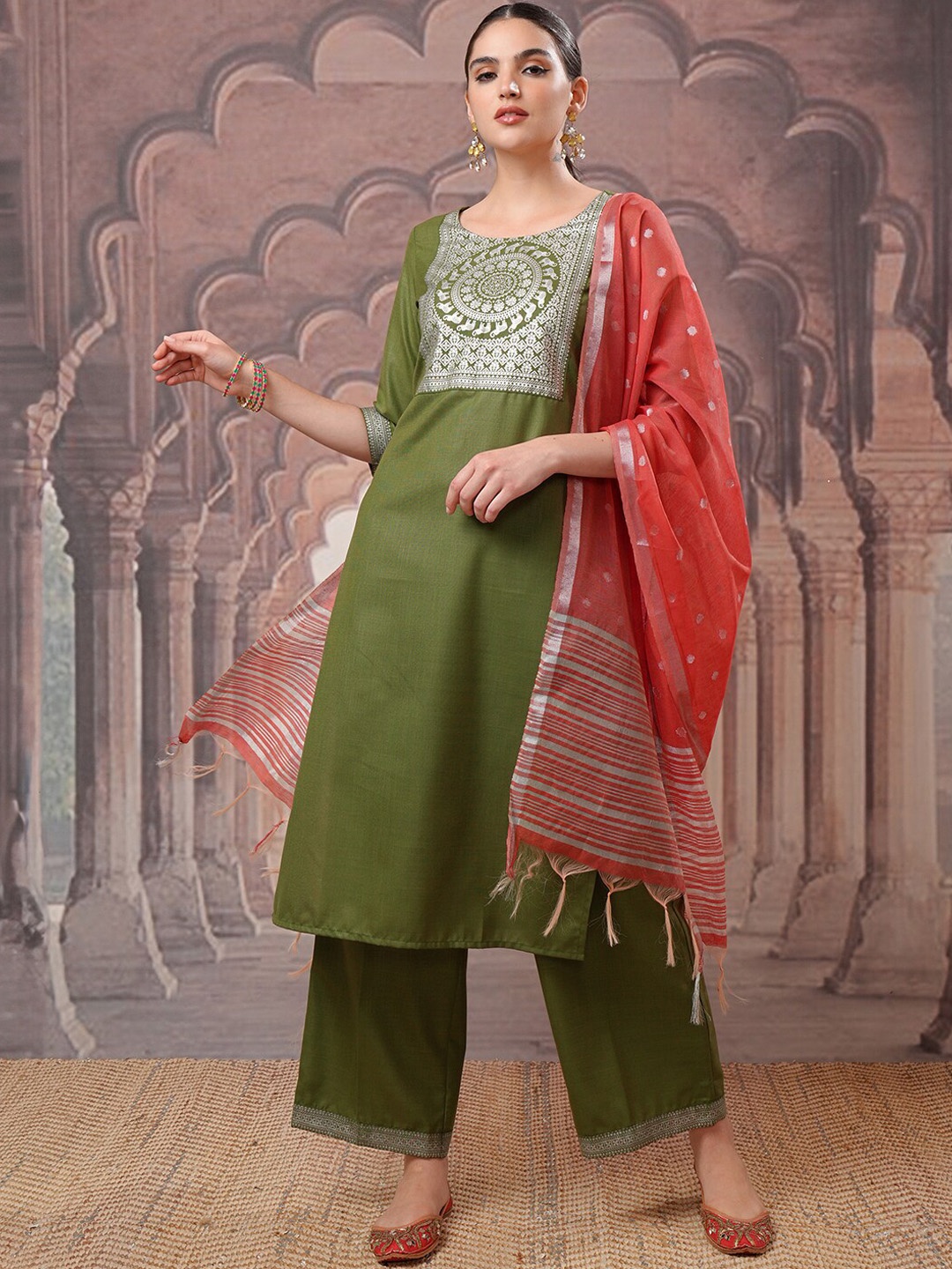 

Vishudh Green Ethnic Motifs Printed Kurta with Palazzo & Dupatta