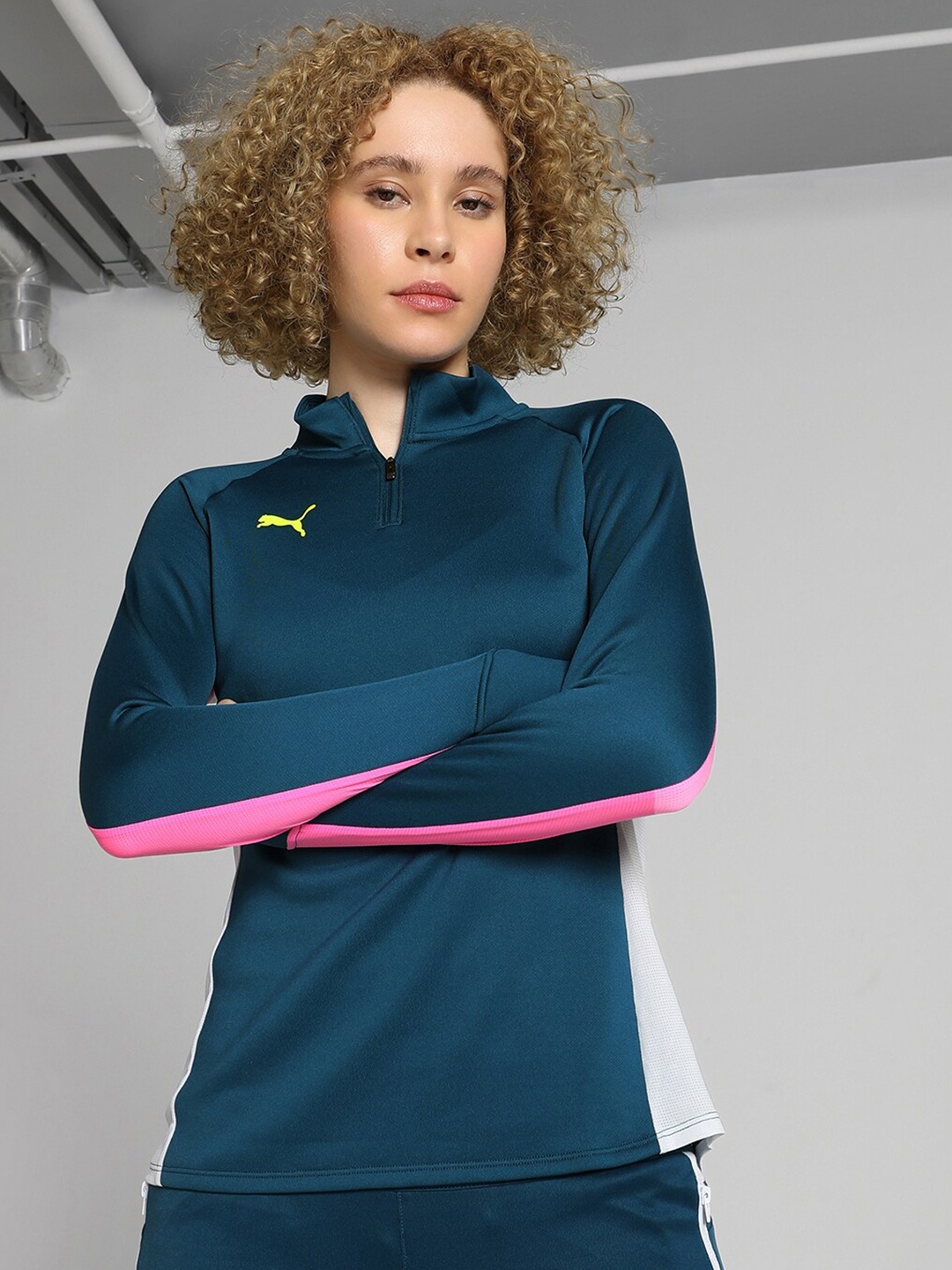 

Puma individualBLAZE Colourblocked Football Half Zip Pullover, Blue