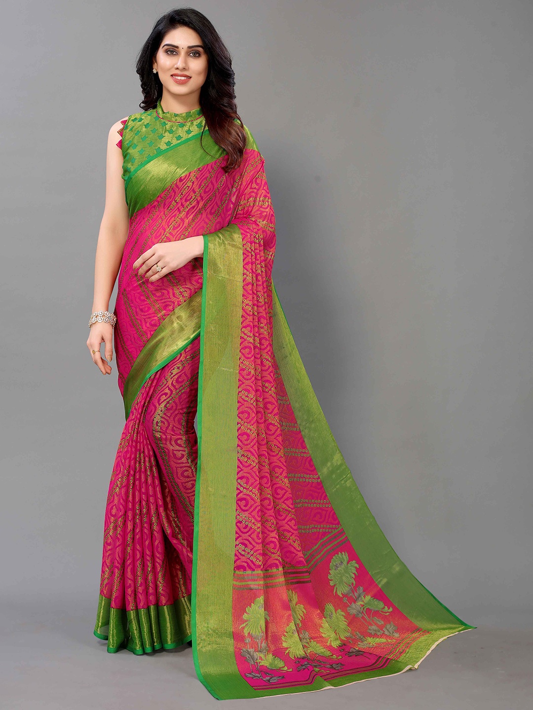 

HALFSAREE STUDIO Woven Design Floral Zari Saree, Pink