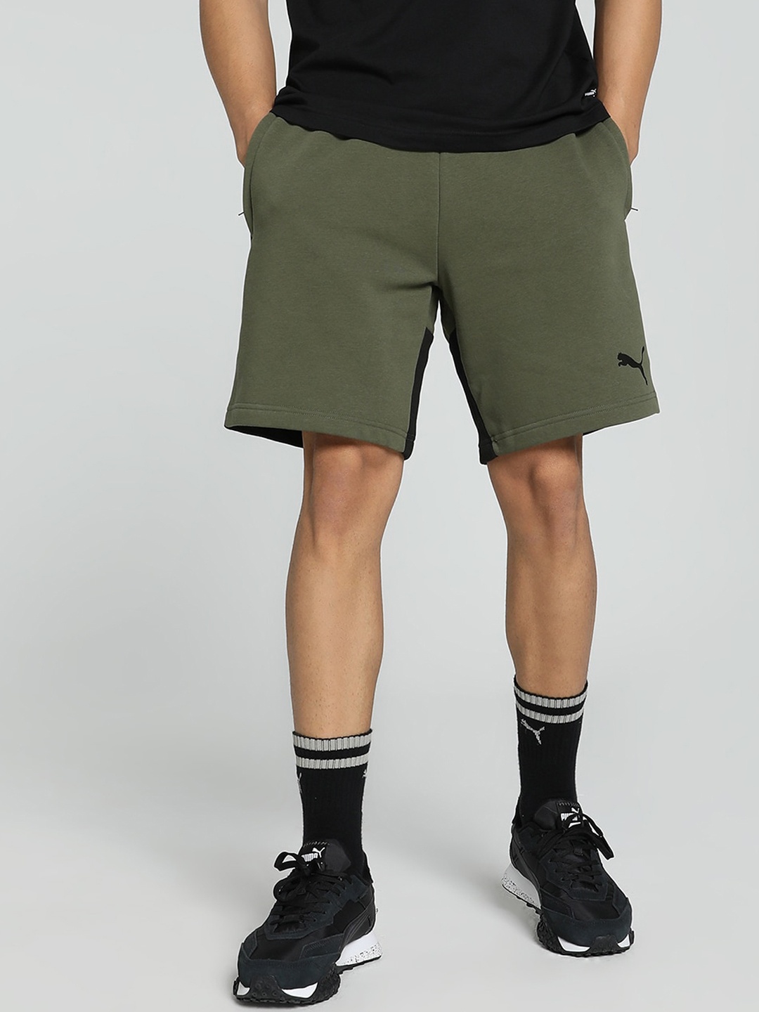 

Puma Men Teamcup Casuals Cotton Football Shorts, Olive