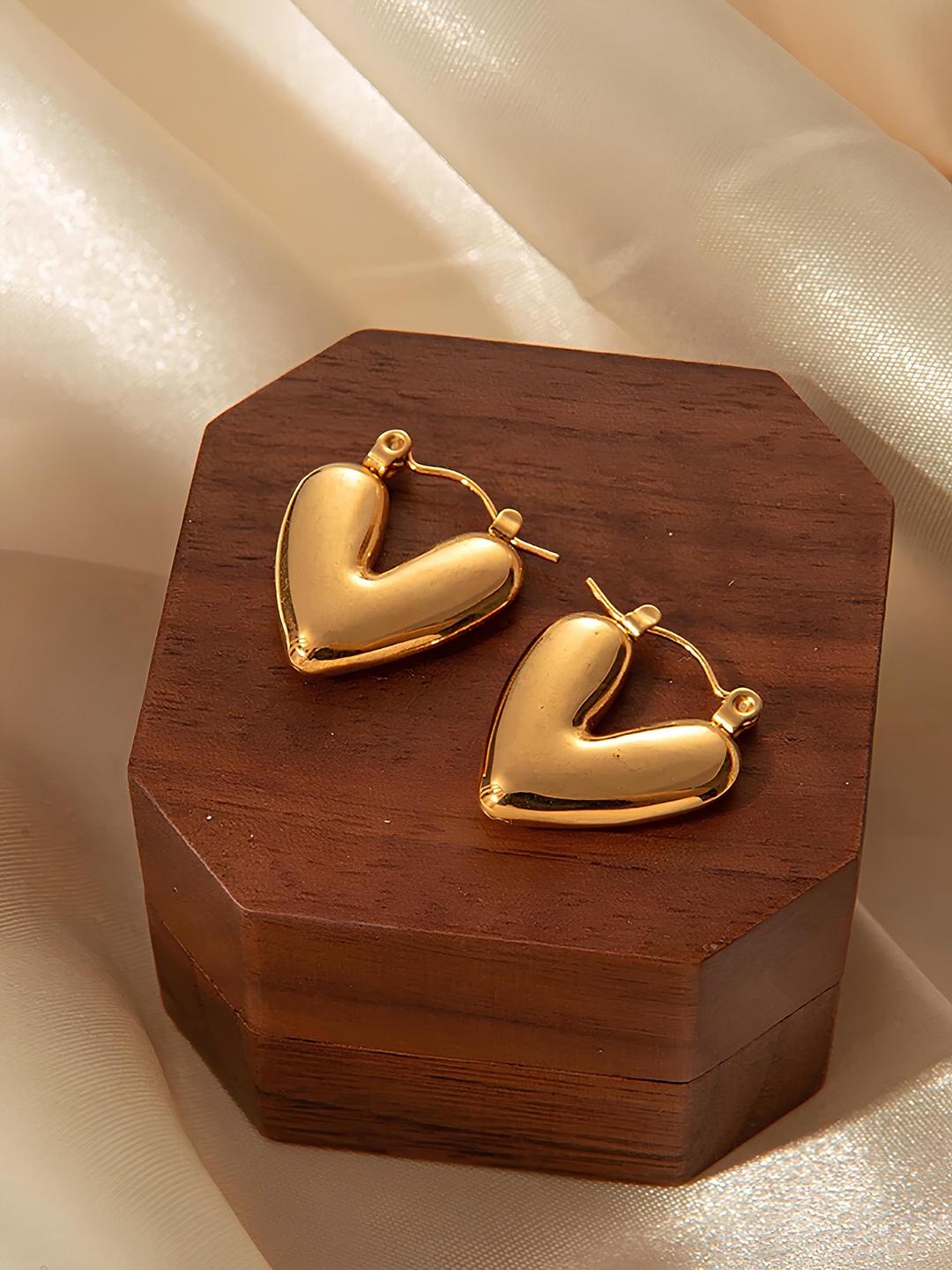 

KARISHMA KREATIONS Gold-Plated Stainless Steel Heart Shaped Hoop Earrings