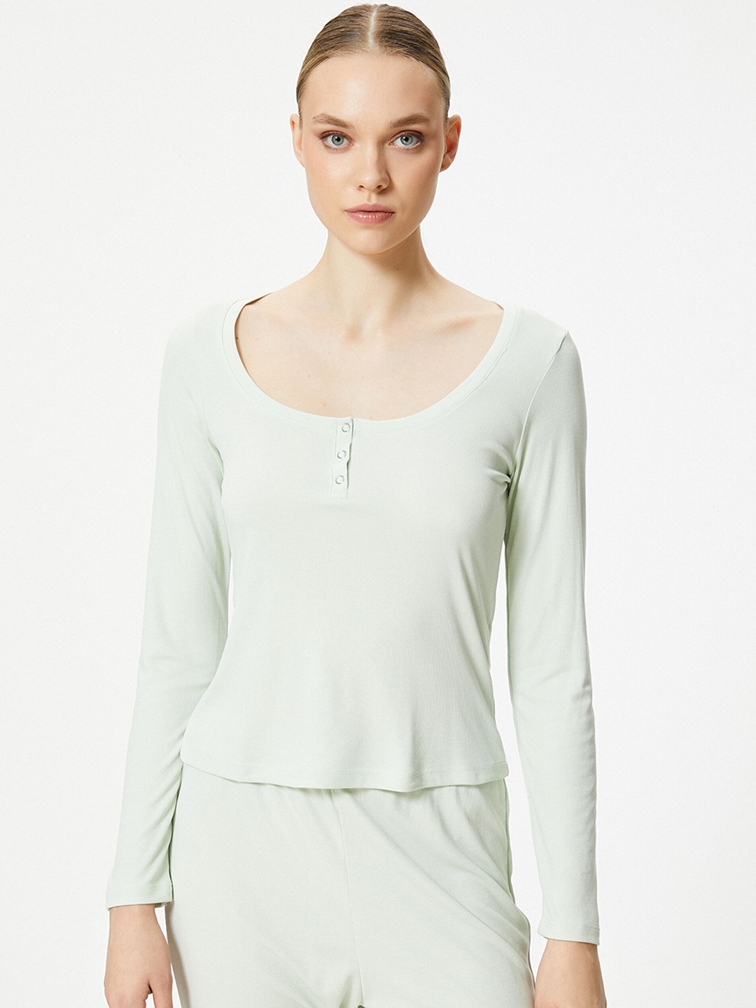 

Koton Round Neck Long Sleeves T-shirt With Pyjamas, Sea green