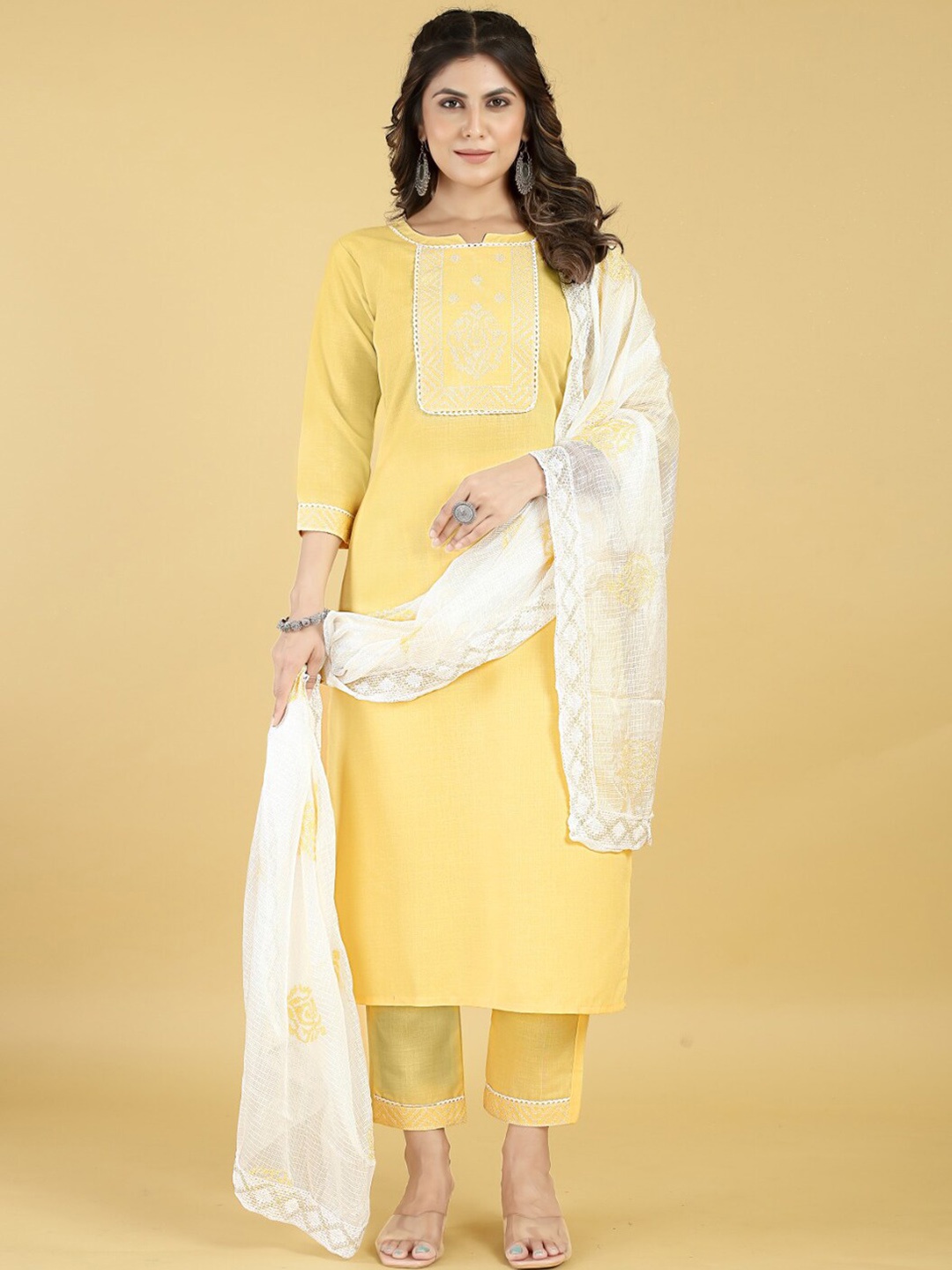 

MINGORA Round Neck Ethnic Motifs Yoke Design Regular Thread Work Kurta Set, Yellow